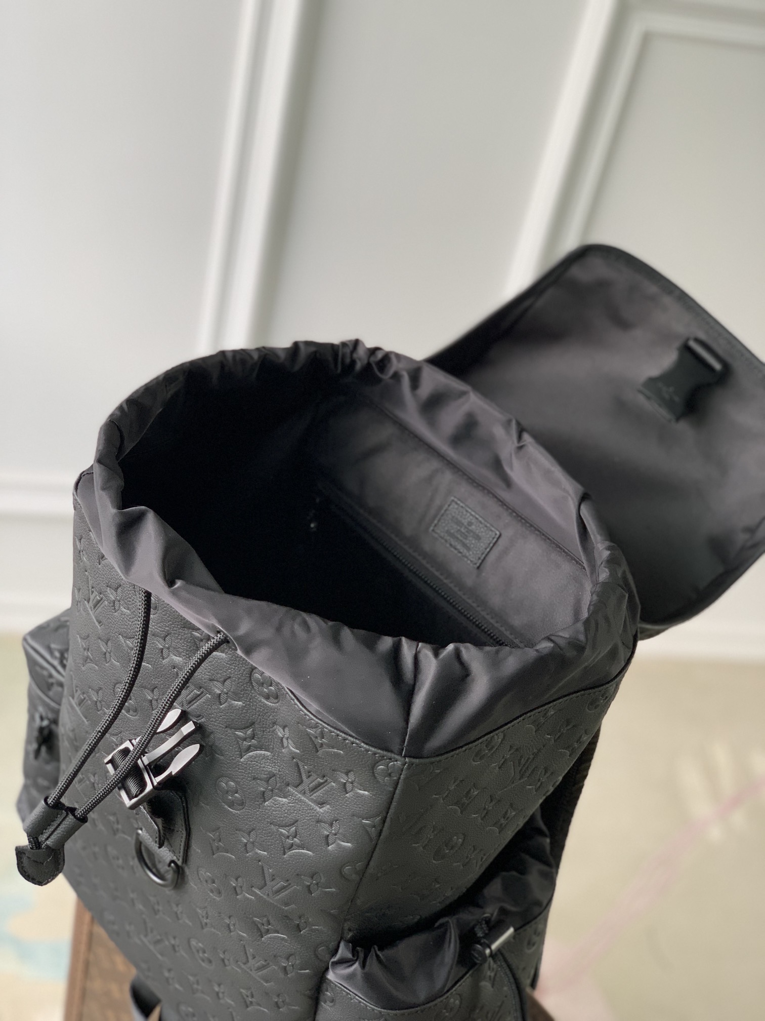 Louis VuittonTrekking Backpack M43680-35*54.5*19CM
