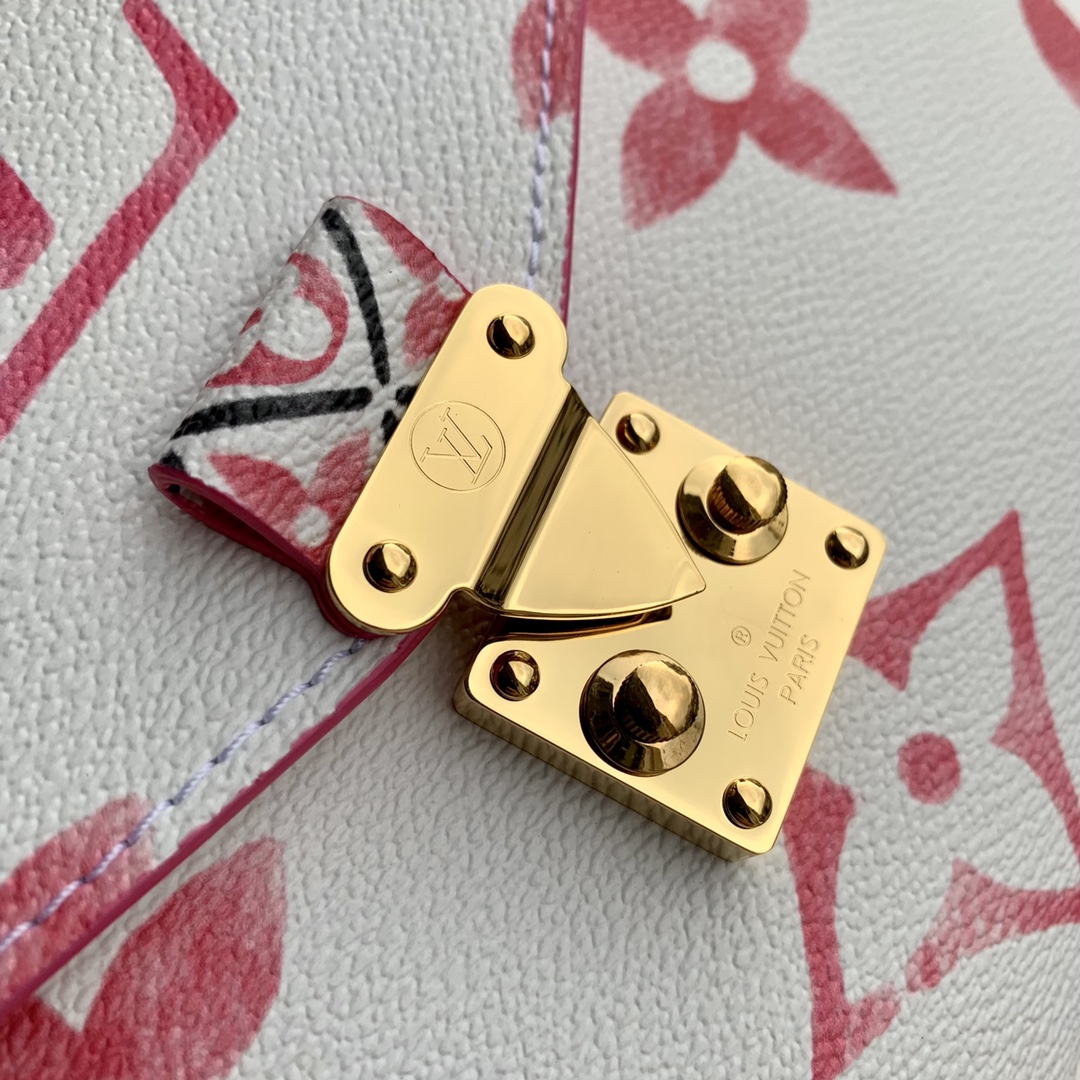 Louis Vuitton Pochette Metis Handbags-25*19*7CM