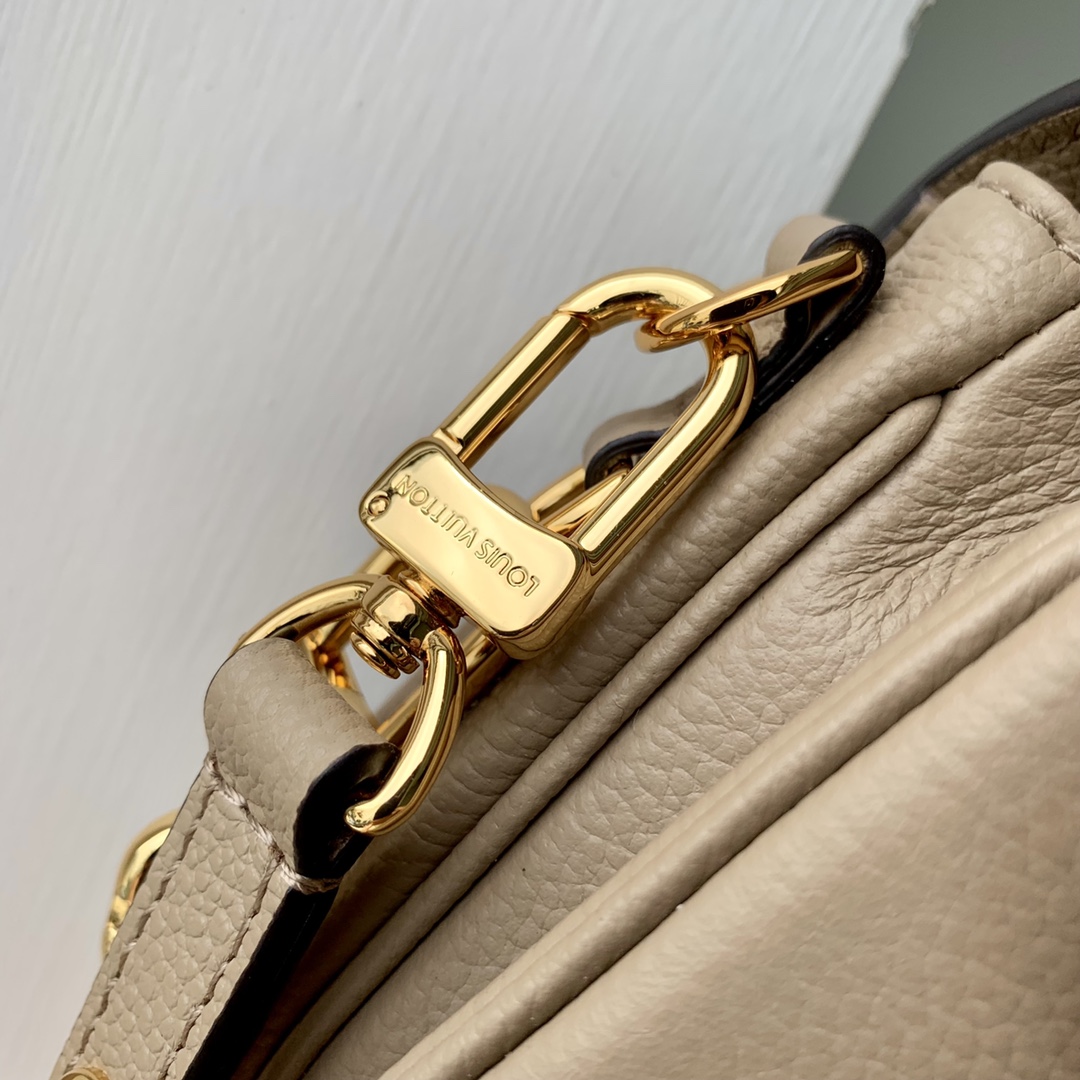 Louis Vuitton Pochette Metis East West Handbags- 21.5 x 13.5 x 6CM