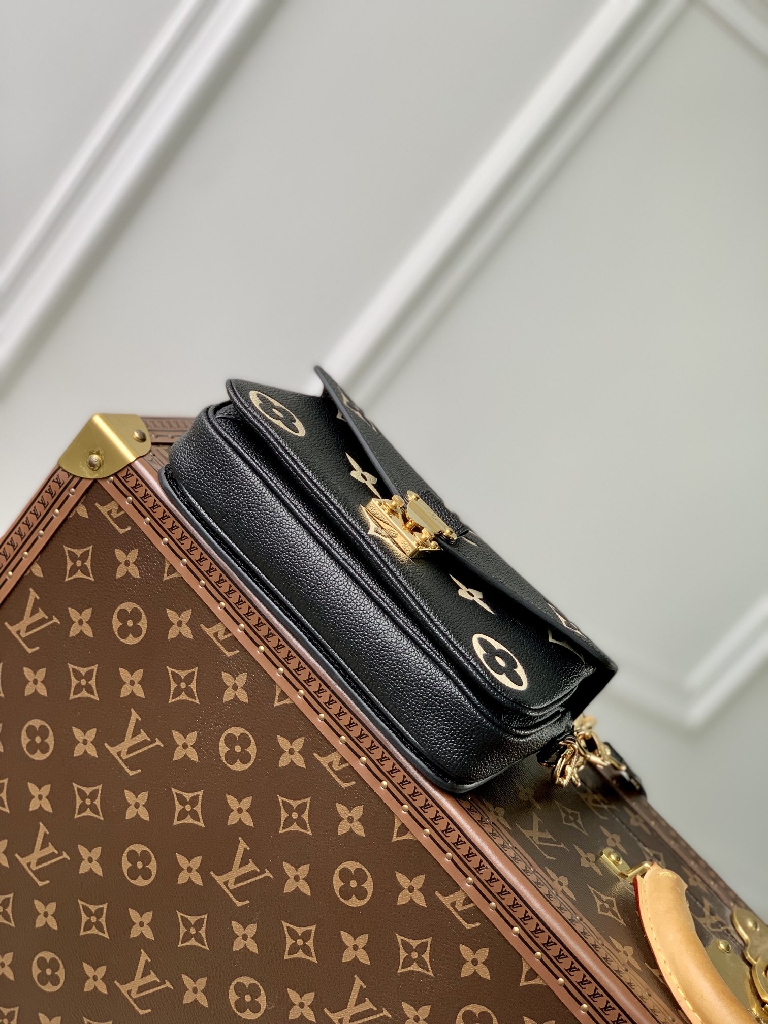 Louis Vuitton Pochette Metis East West Handbags- 21.5 x 13.5 x 6CM