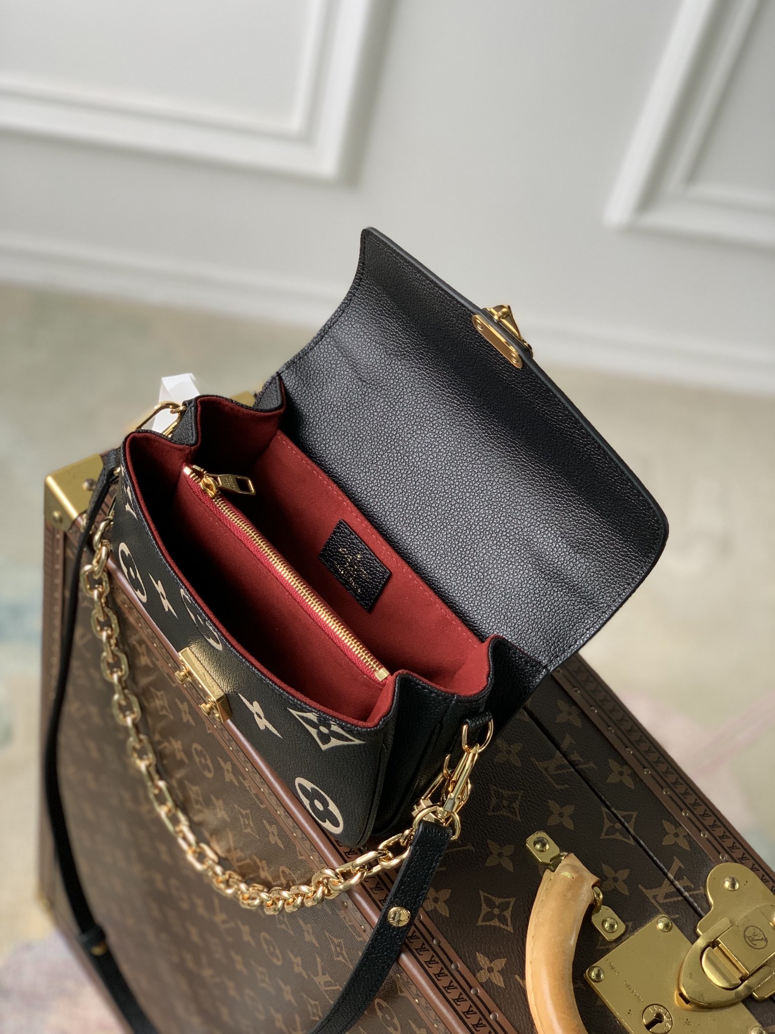 Louis Vuitton Pochette Metis East West Handbags- 21.5 x 13.5 x 6CM