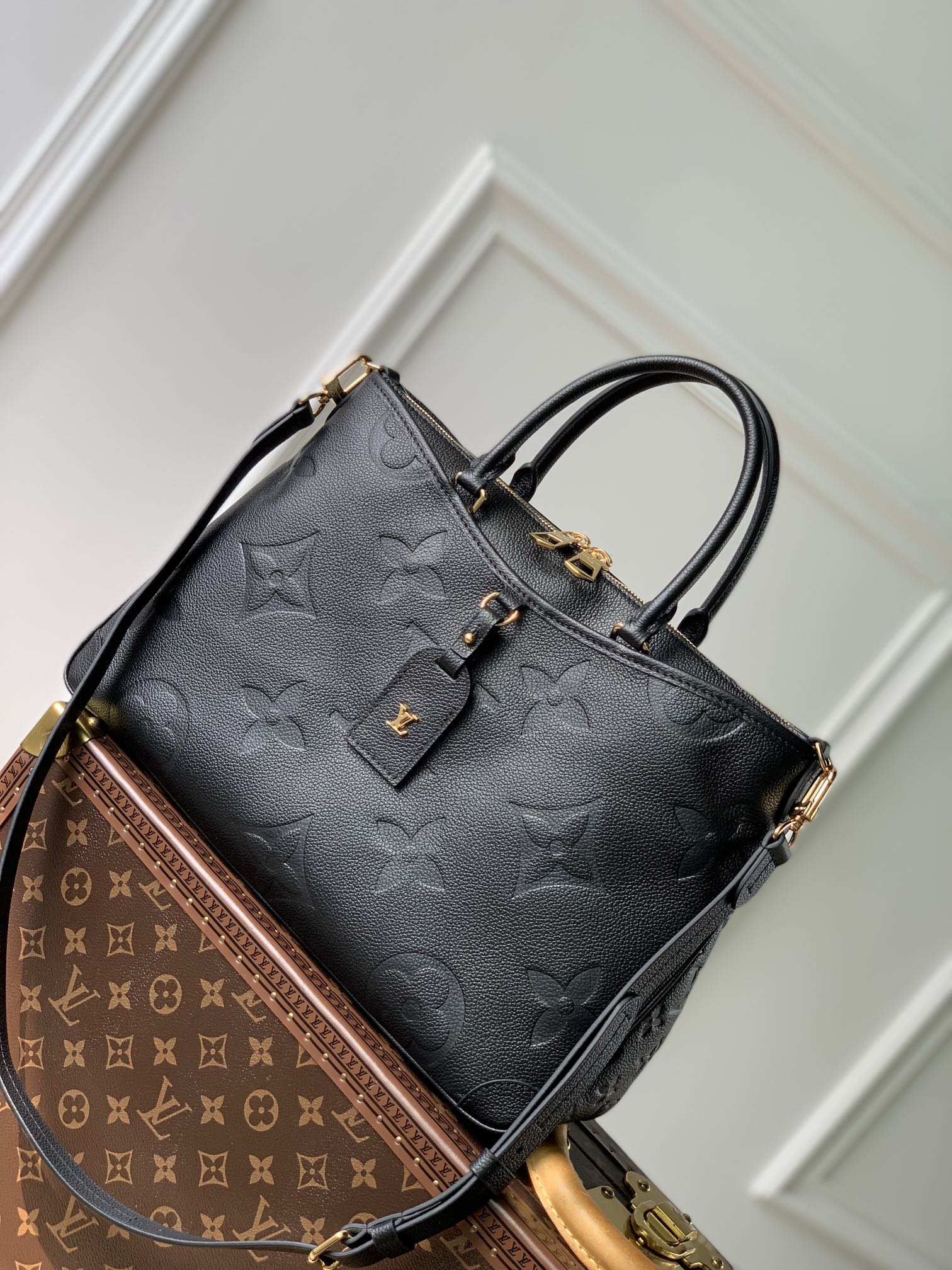 Louis Vuitton Trianon Handbags-36*22*9CM