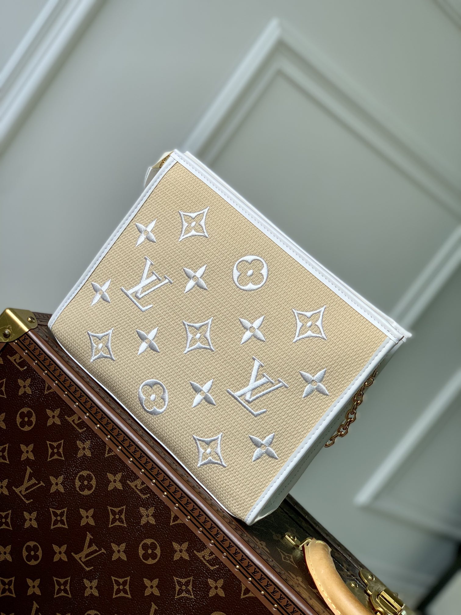 Louis Vuitton Poche Toilette Cosmetic Bag -25 x 20 x 5.5CM