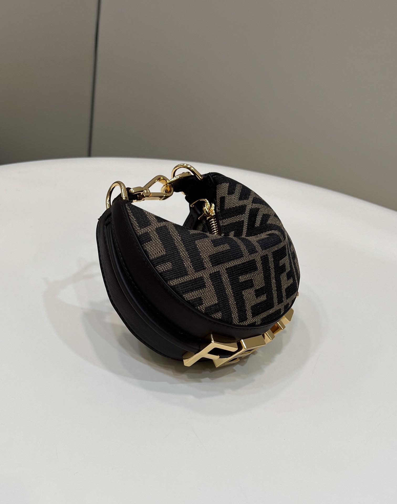 Fendi Graphy Bag-16.5x14x5CM