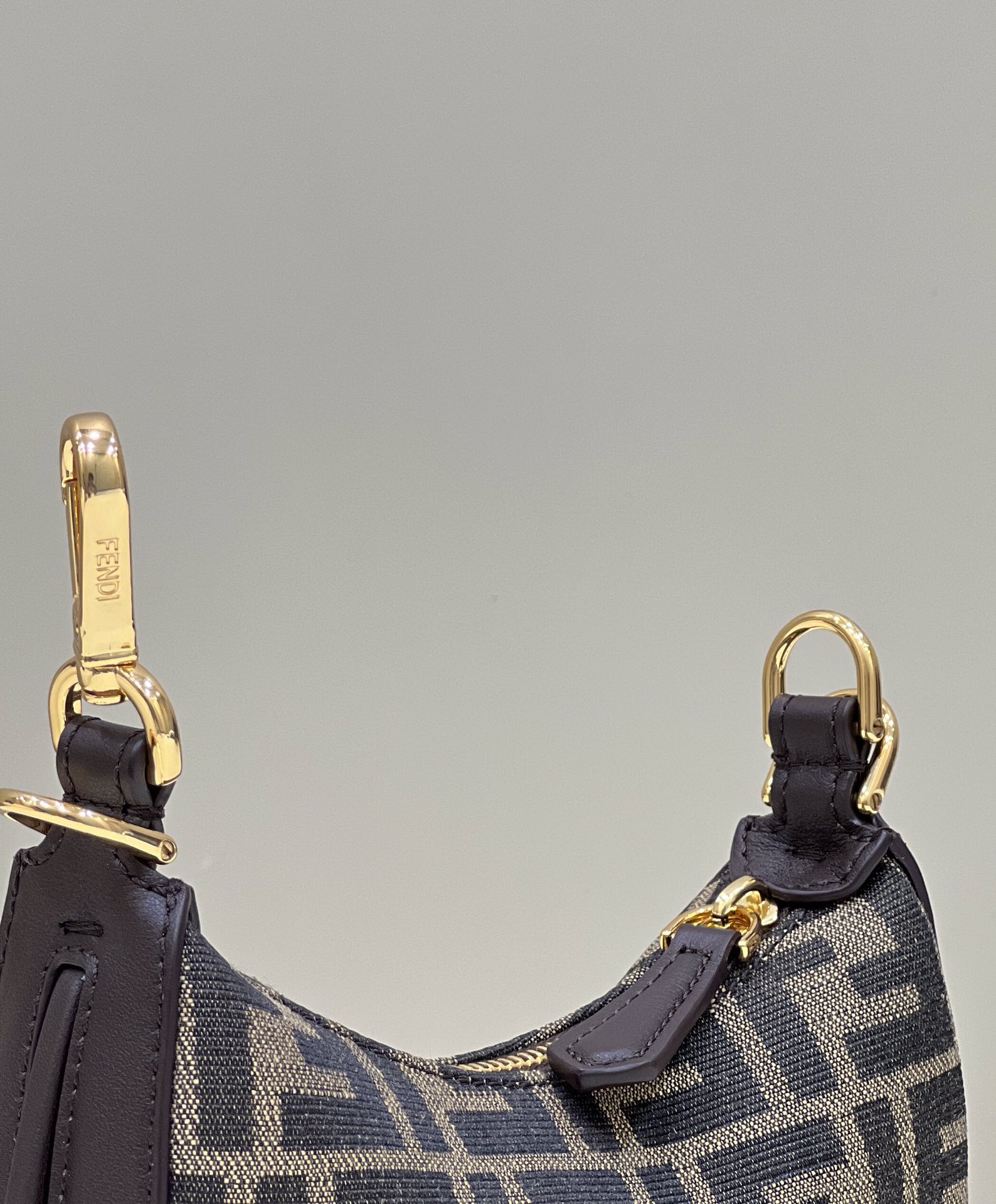 Fendi Graphy Bag-16.5x14x5CM