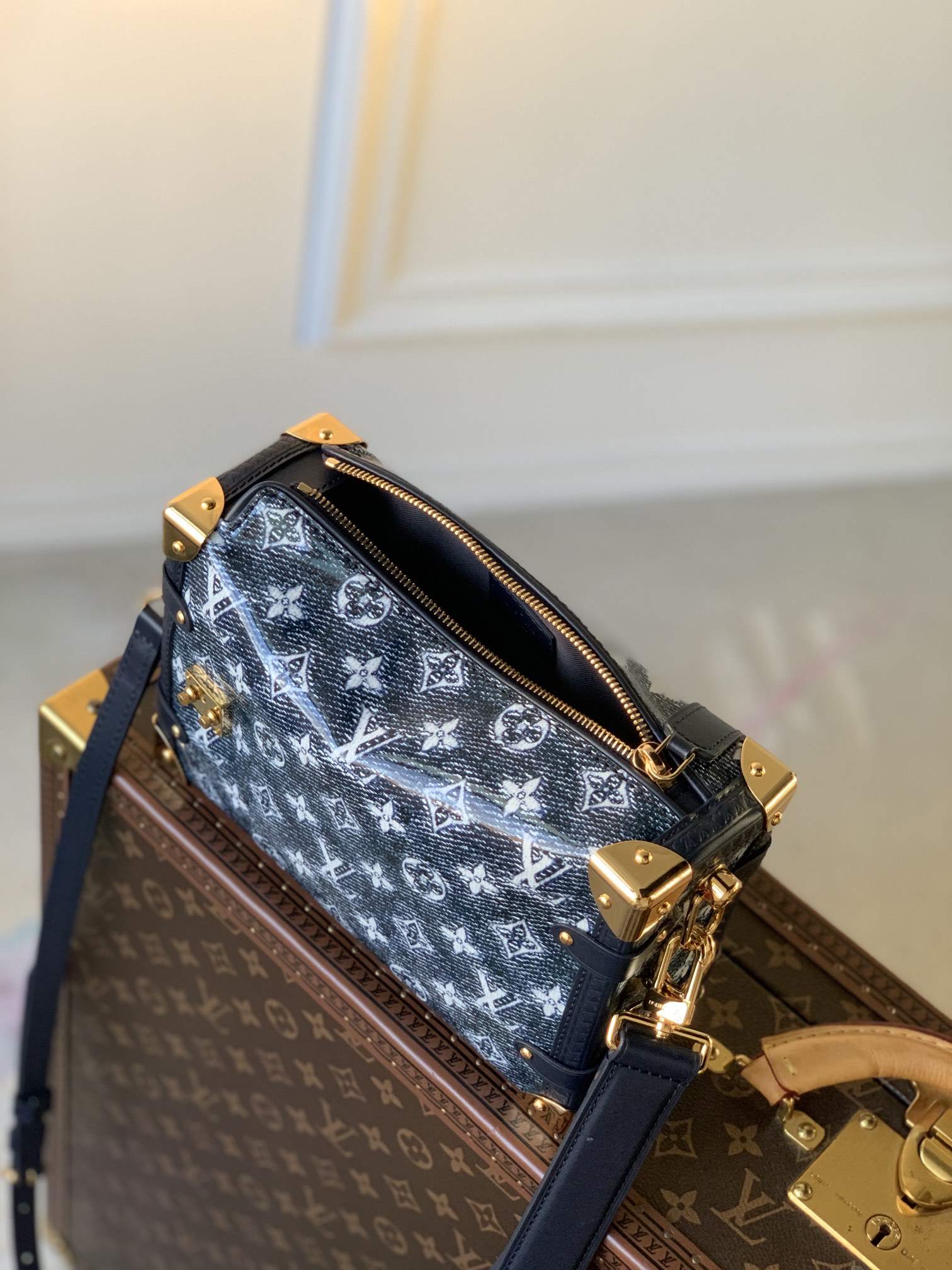 Louis Vuitton Side Trunk Pm- M22944-21×14×6CM