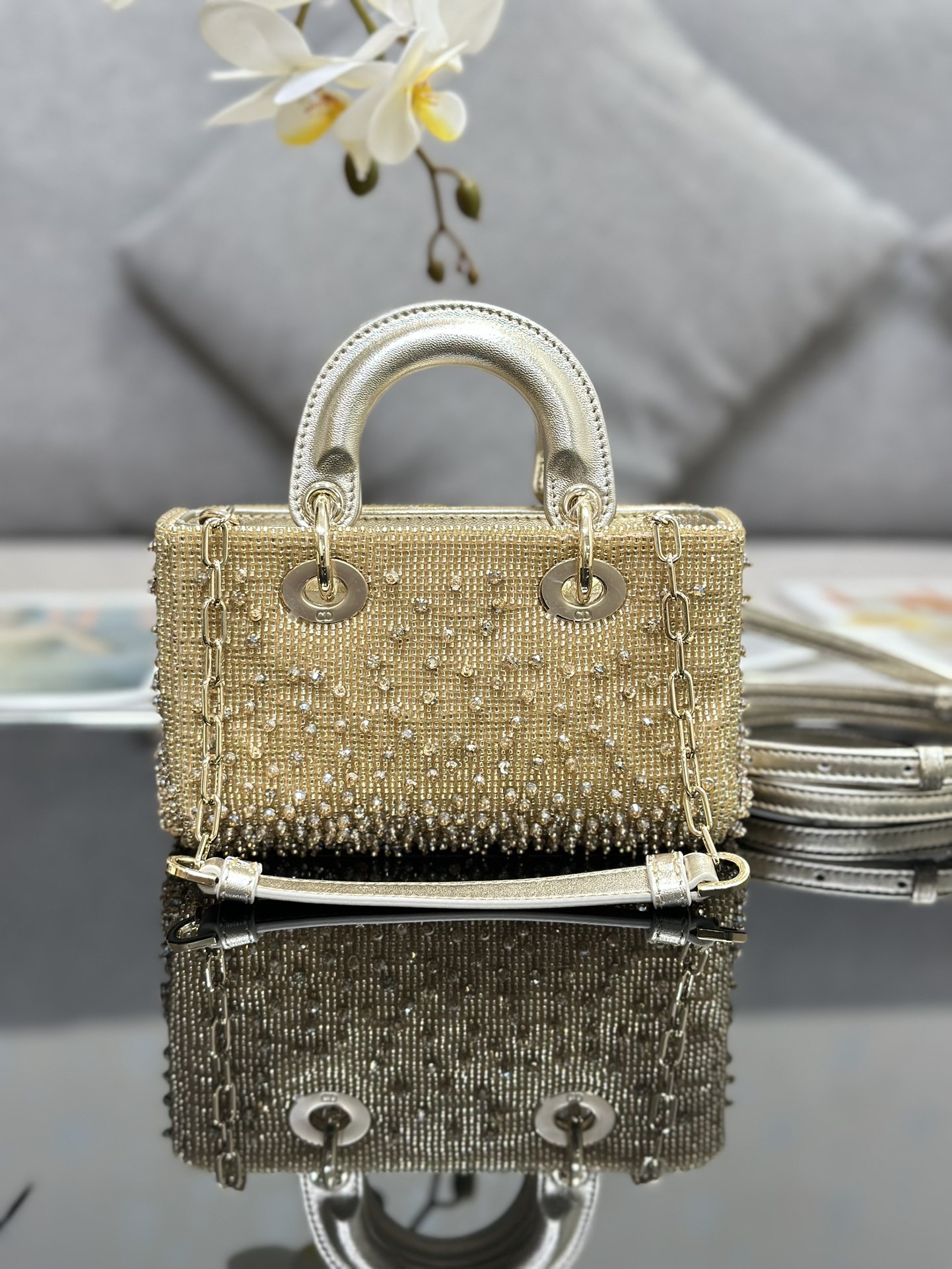 Lady Diro Handle Bag-16 x 9 x 5CM