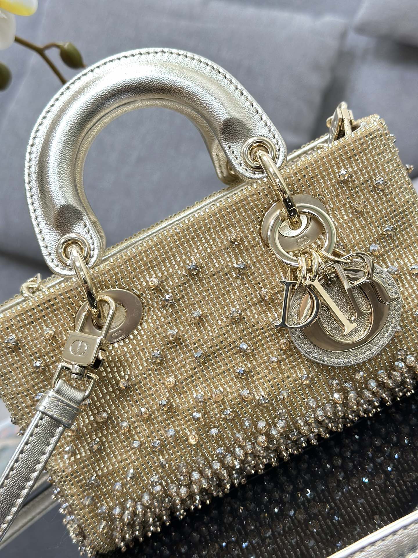 Lady Diro Handle Bag-16 x 9 x 5CM