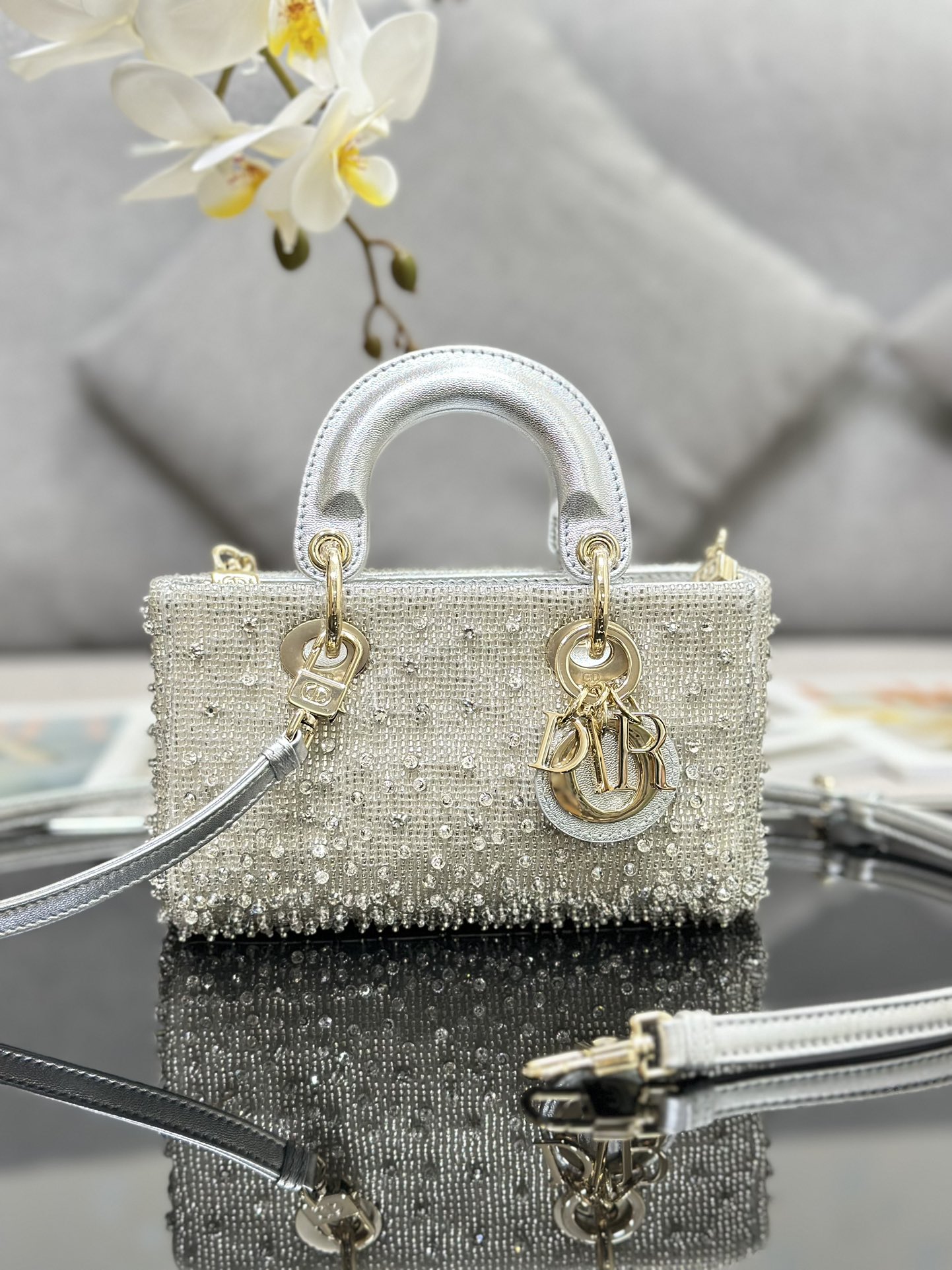 Lady Diro Handle Bag-16 x 9 x 5CM