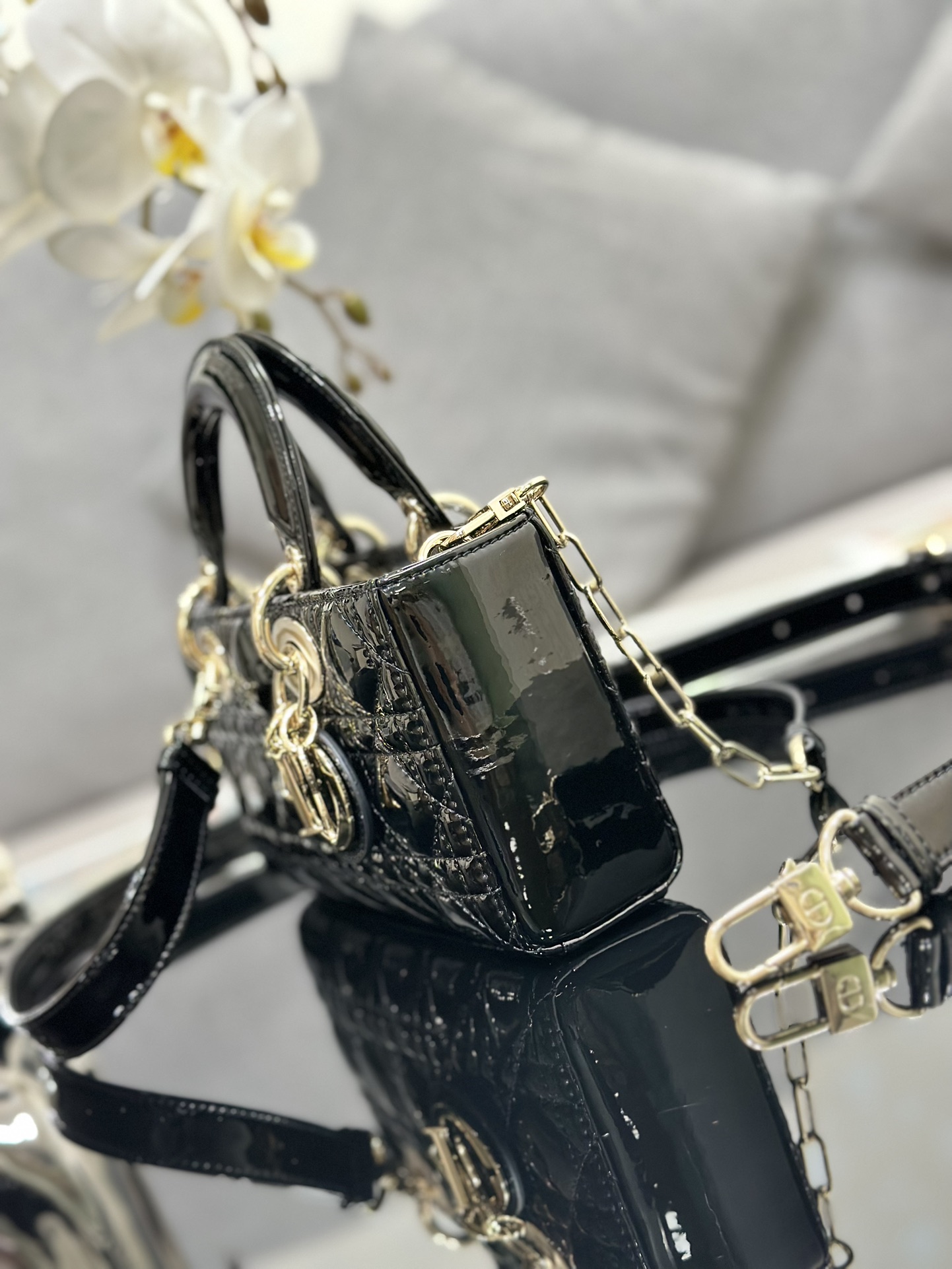 Lady Diro Handle Bag-22*12*6CM