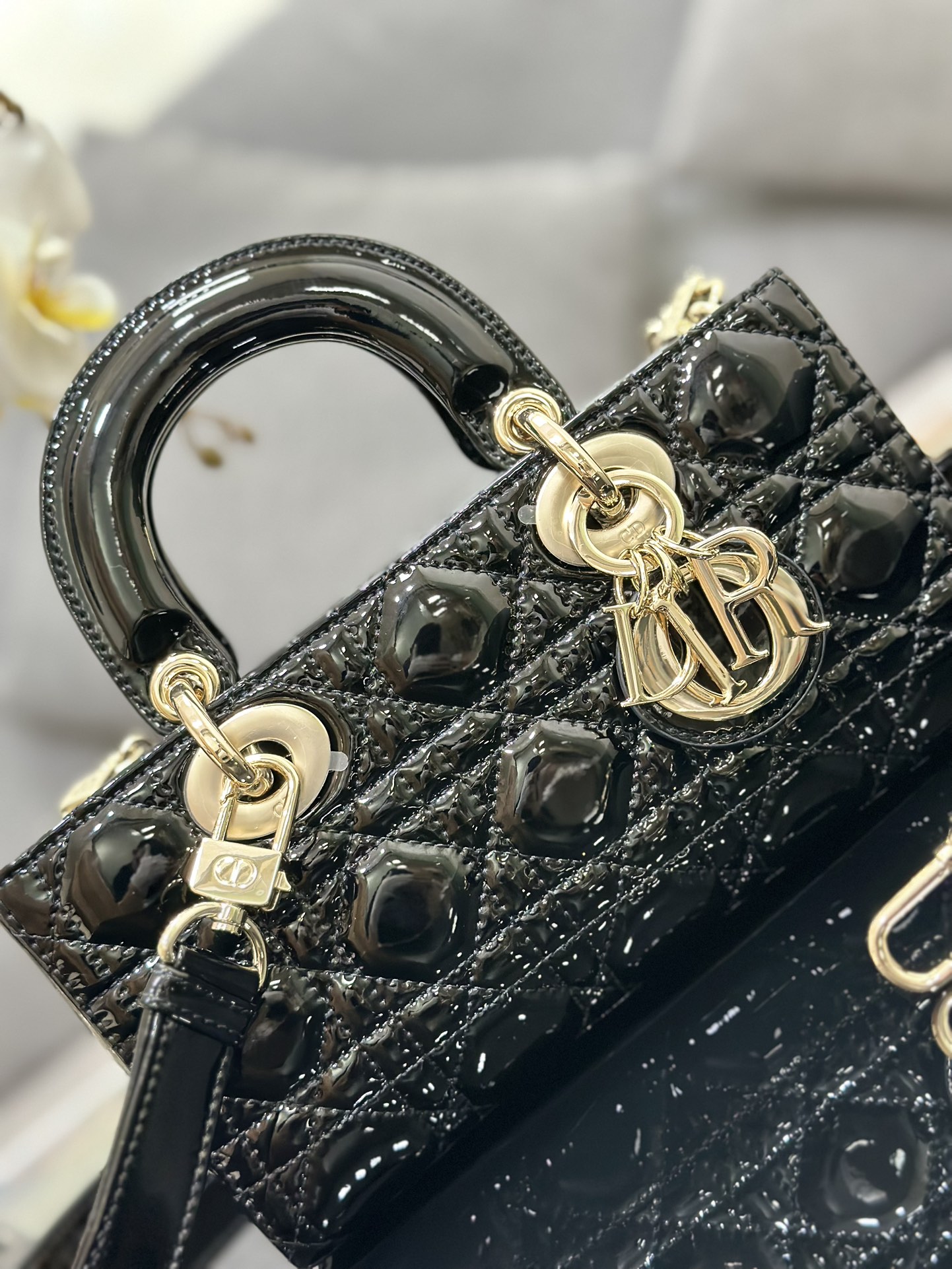 Lady Diro Handle Bag-22*12*6CM
