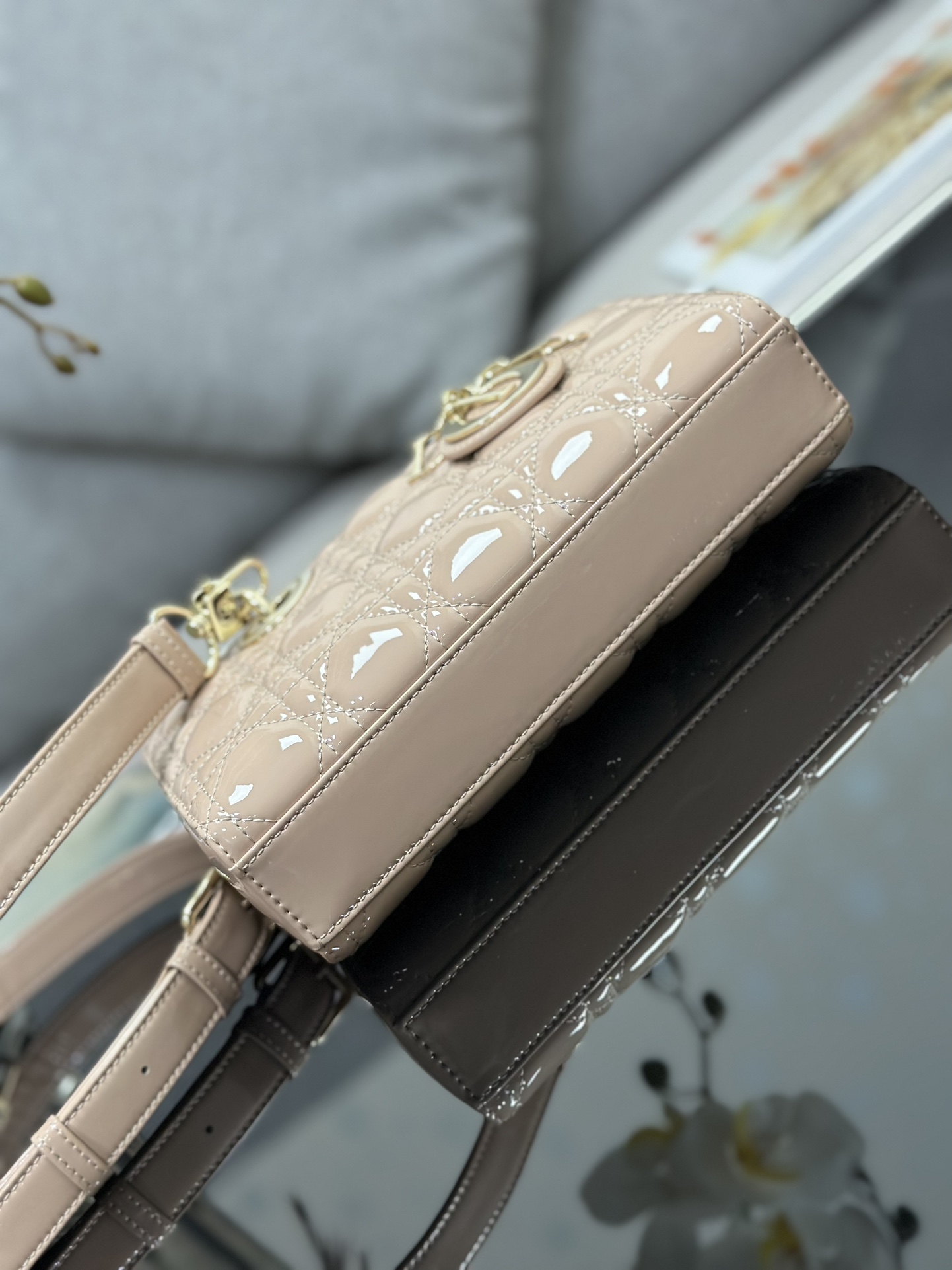 Lady Diro Handle Bag-22*12*6CM