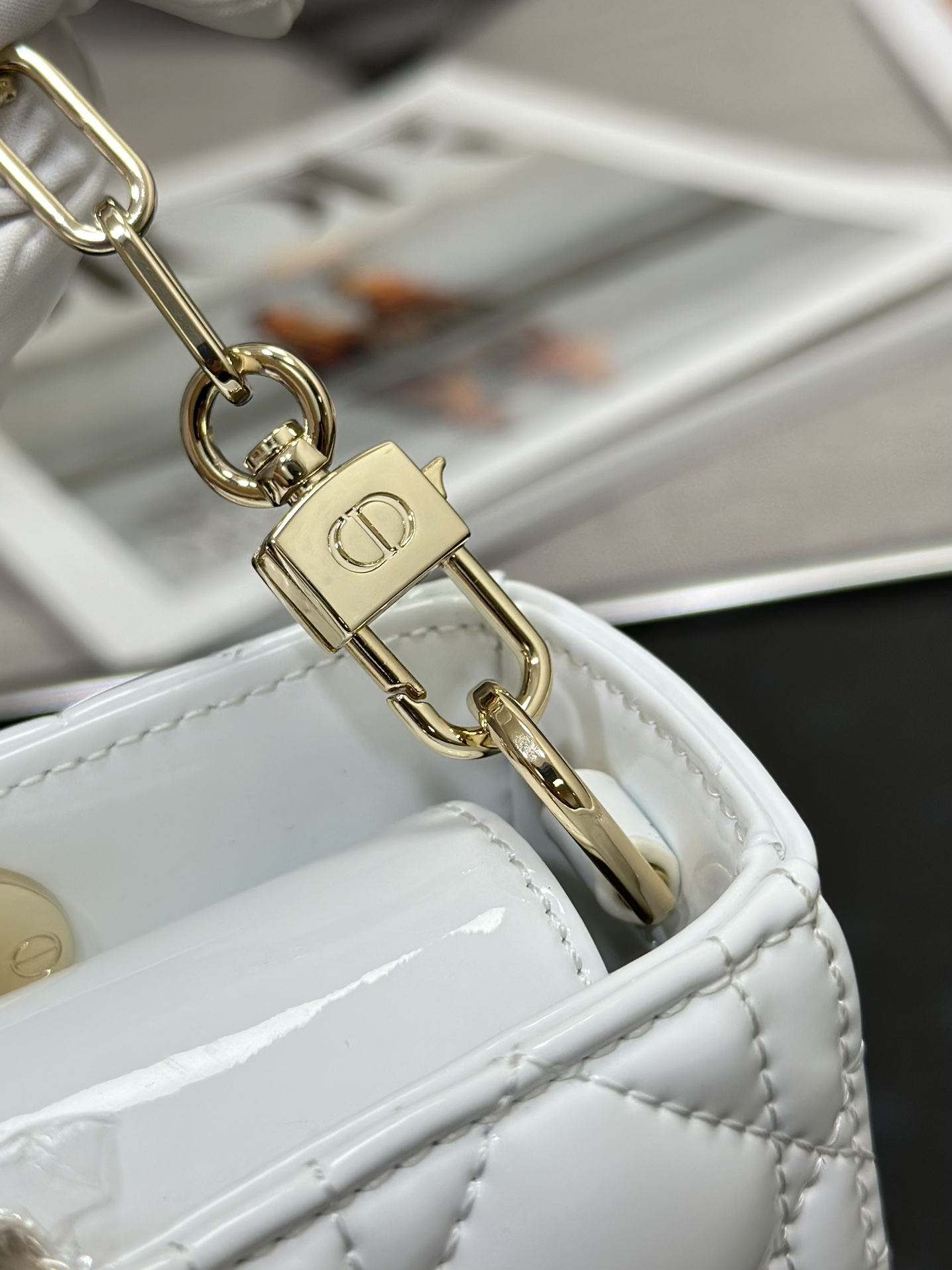 Lady Diro Handle Bag-22*12*6CM
