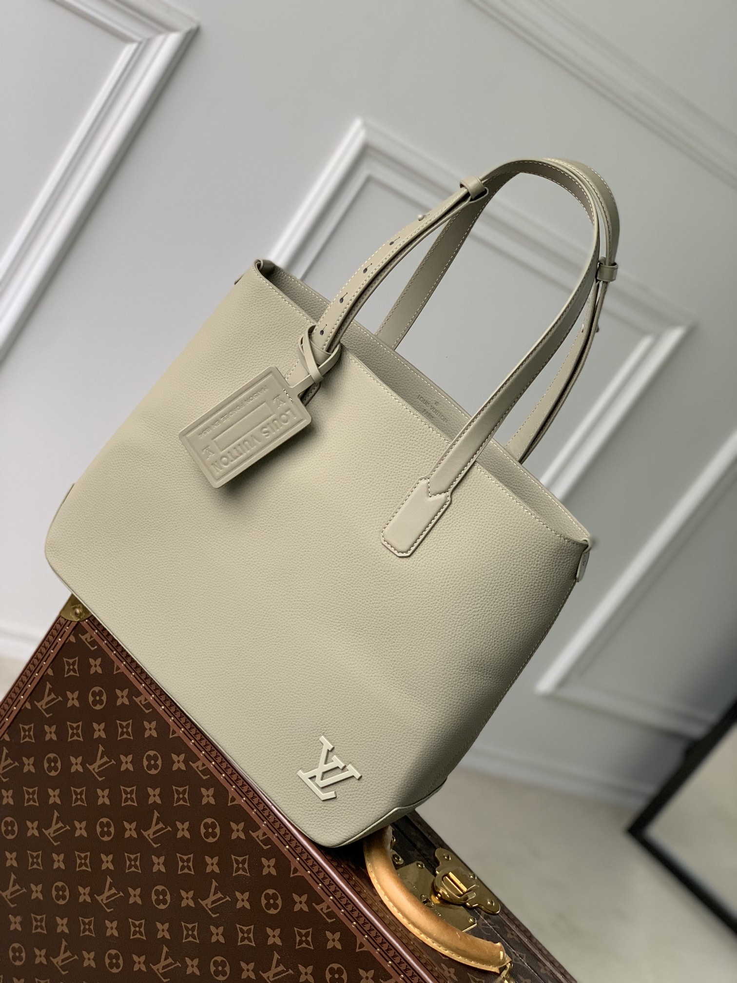 Louis Vuitton Tote Aerogram Briefcase-M22481-38 x 32.5 x 13CM