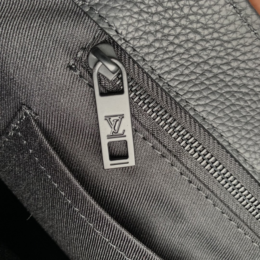 Louis Vuitton Tote Aerogram Briefcase-M22481-38 x 32.5 x 13CM Louis Vuitton Tote Aerogram Briefcase-M22481-38 x 32.5 x 13CM