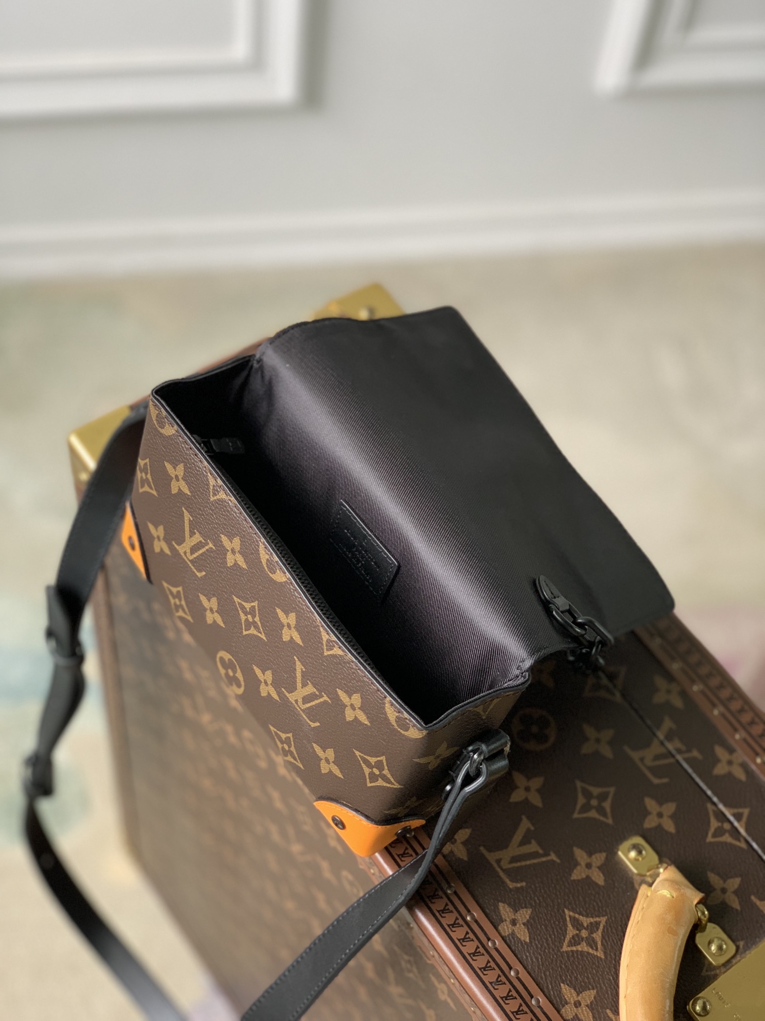 Louis VuittonSteamer Bag-18x 11x 6.5CM
