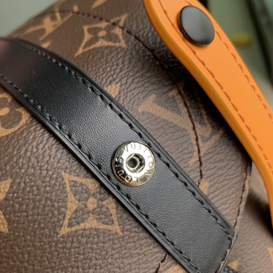 Louis Vuitton Christopher Backpack M46699-32*39*12CM