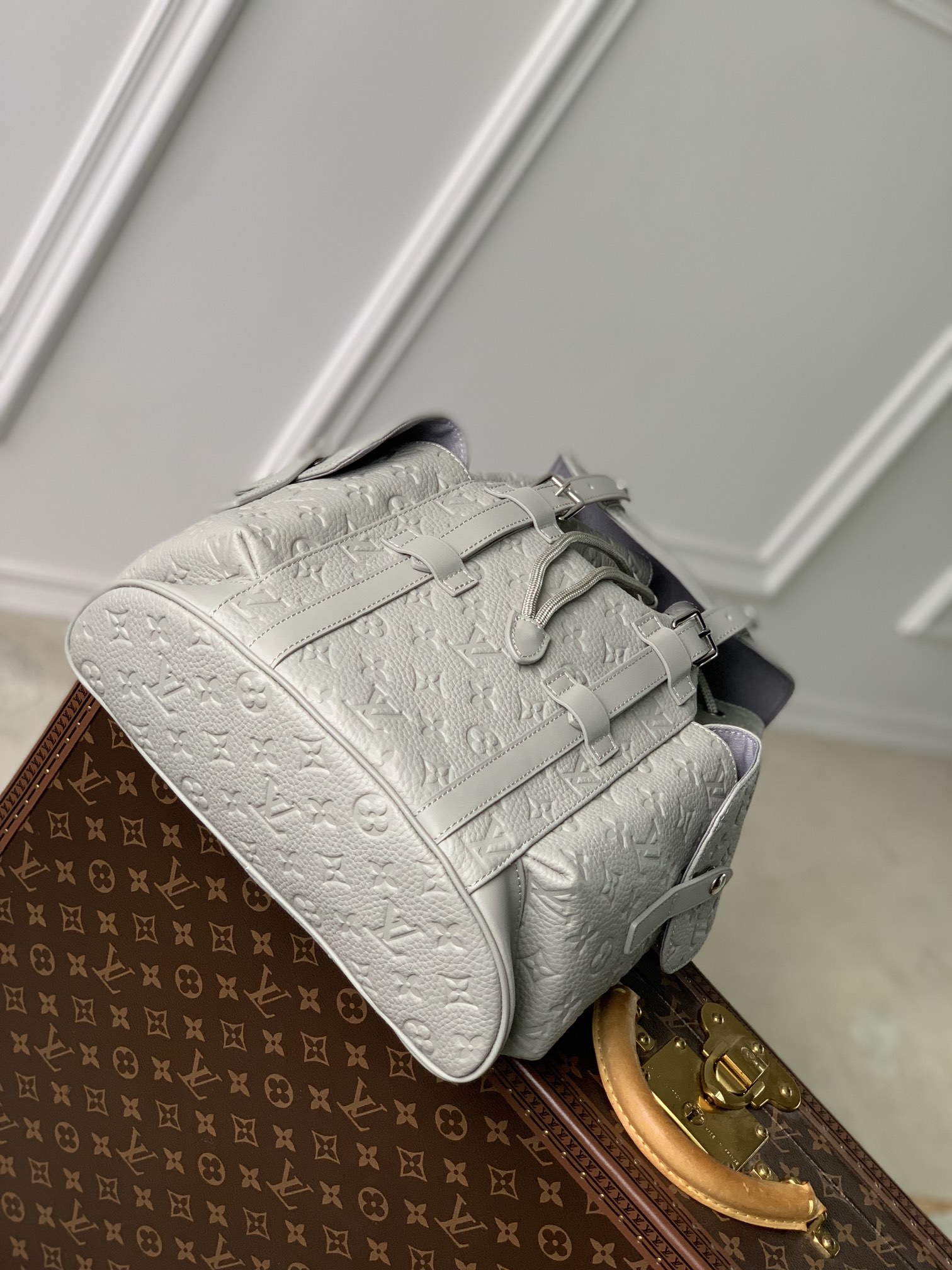 Louis Vuitton Christopher Backpack M46699-32*39*12CM