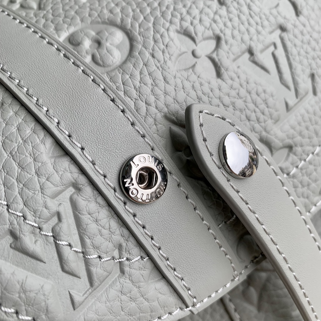 Louis Vuitton Christopher Backpack M46699-32*39*12CM