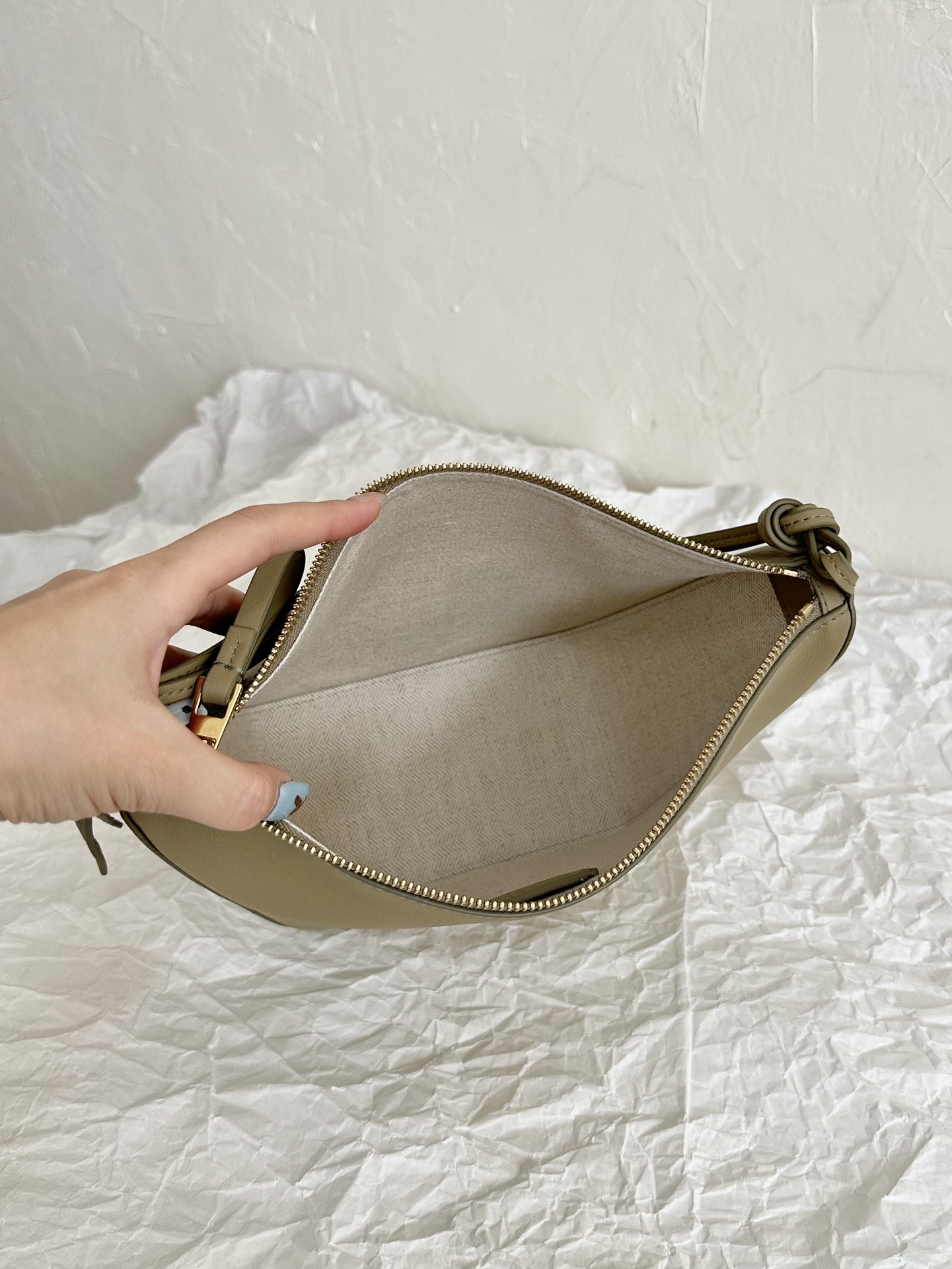 Lowee Hammock Hobo Bag-28*17*9.5CM