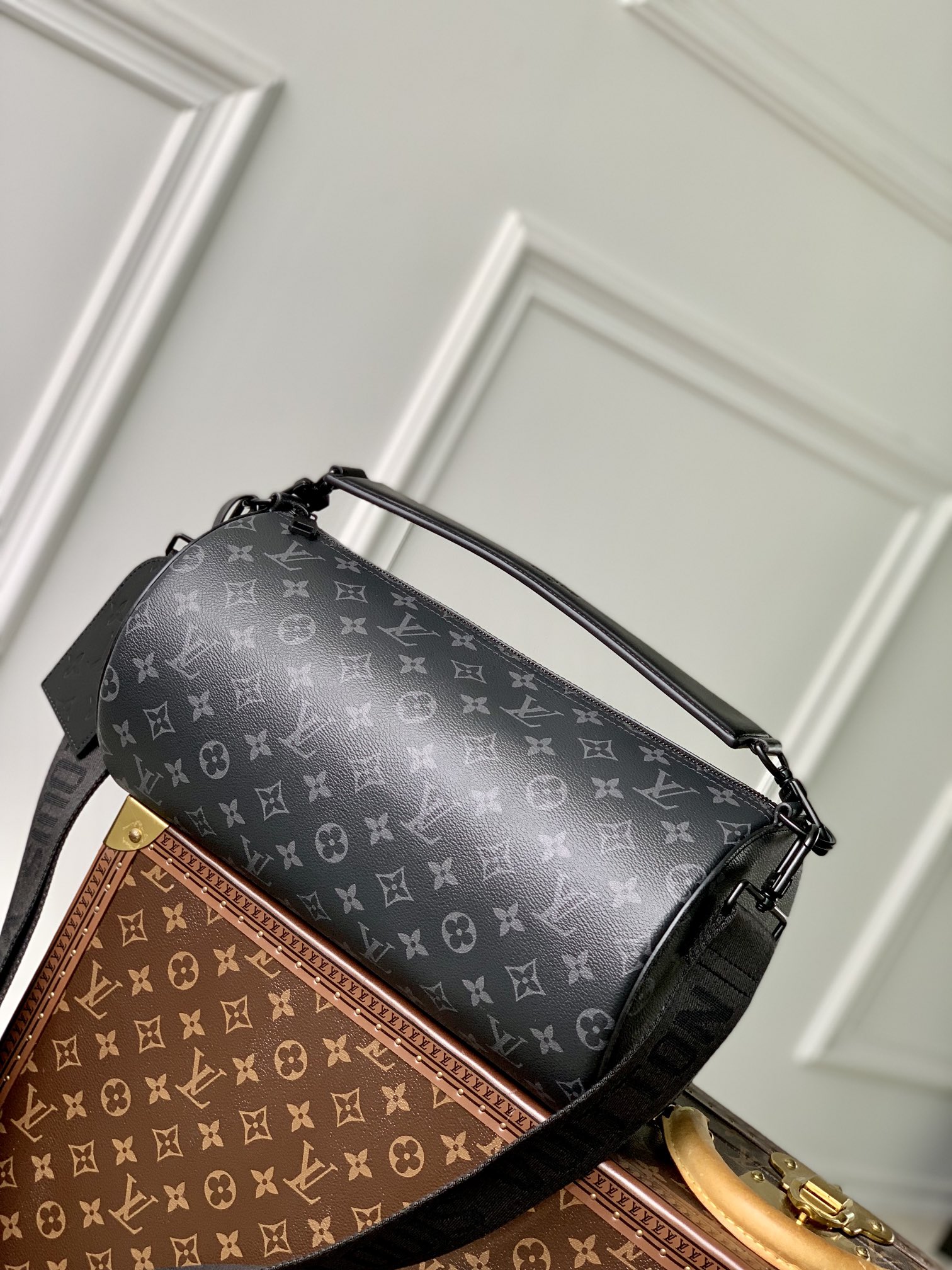Louis Vuitton Soft Polochon Bag-33 x 17 x 17CM
