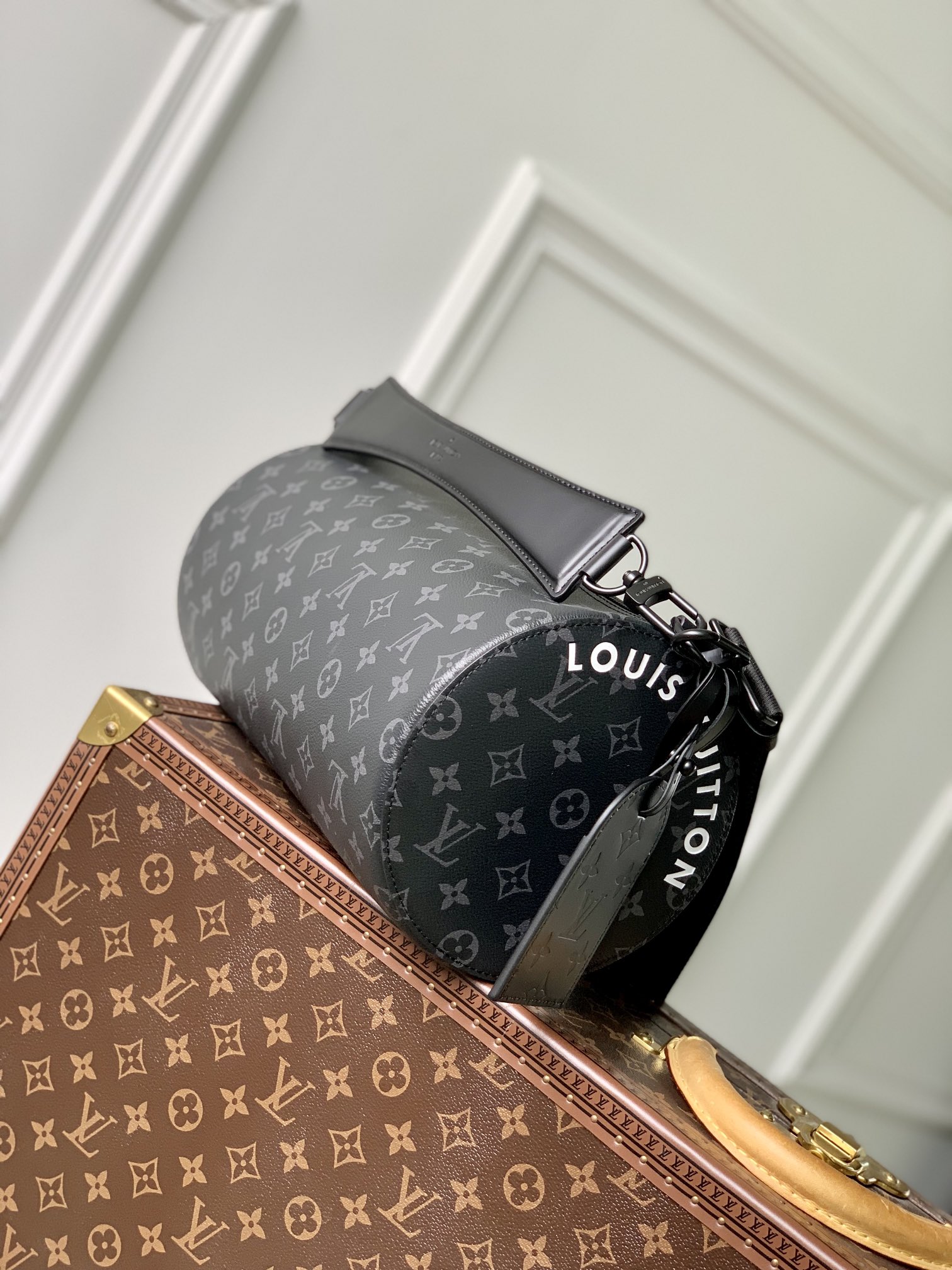 Louis Vuitton Soft Polochon Bag-33 x 17 x 17CM