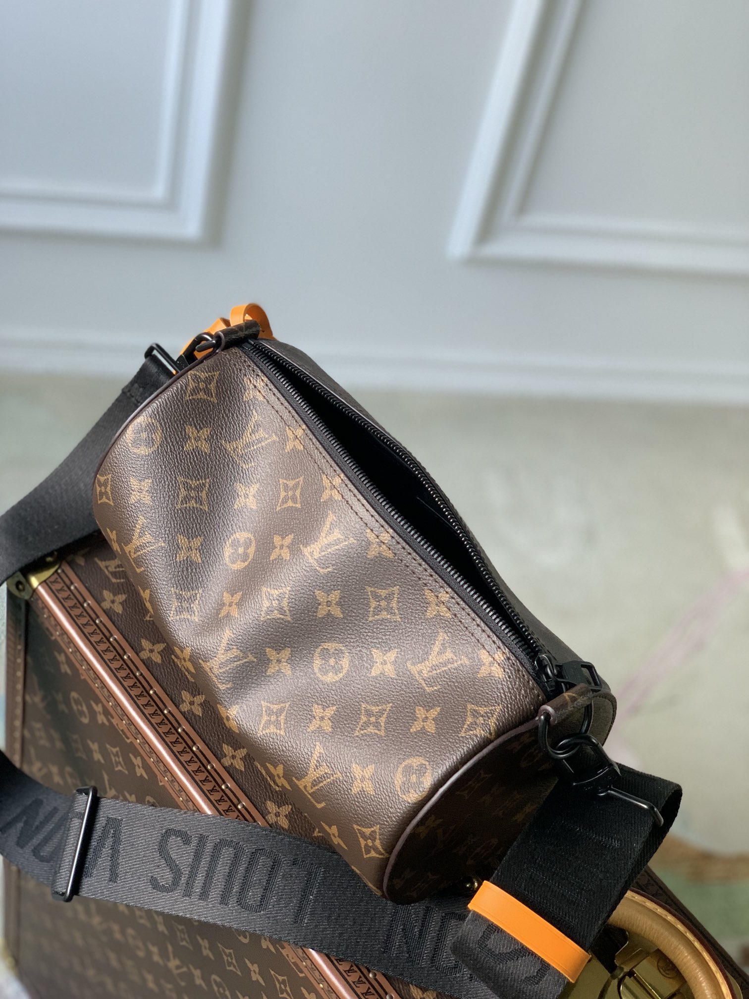 Louis Vuitton Soft Polochon Bag M46692-27x 15x 15CM