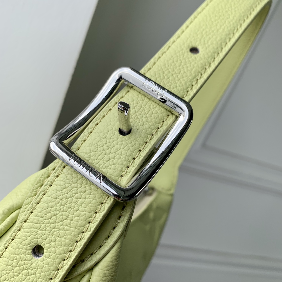 Louis Vuitton Mini Moon Bag M46692-20.5 x 11 x 5CM