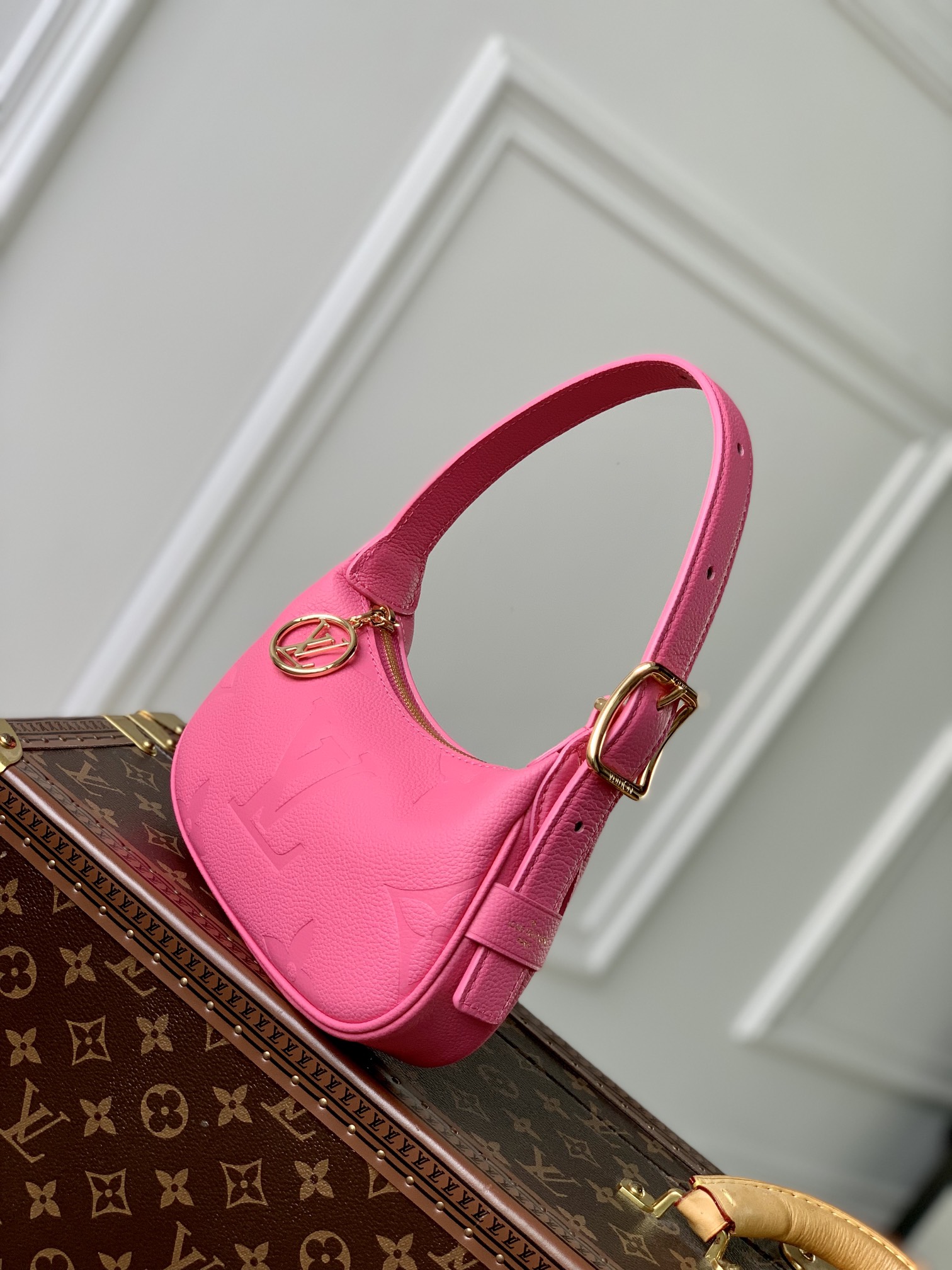 Louis Vuitton Mini Moon Bag M46692-20.5 x 11 x 5CM Louis Vuitton Mini Moon Bag M46692-20.5 x 11 x 5CM