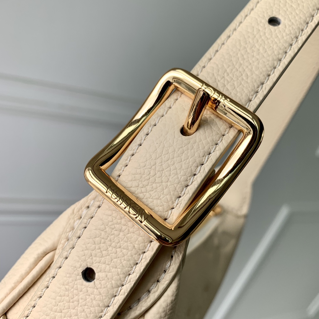 Louis Vuitton Mini Moon Bag M46692-20.5 x 11 x 5CM Louis Vuitton Mini Moon Bag M46692-20.5 x 11 x 5CM