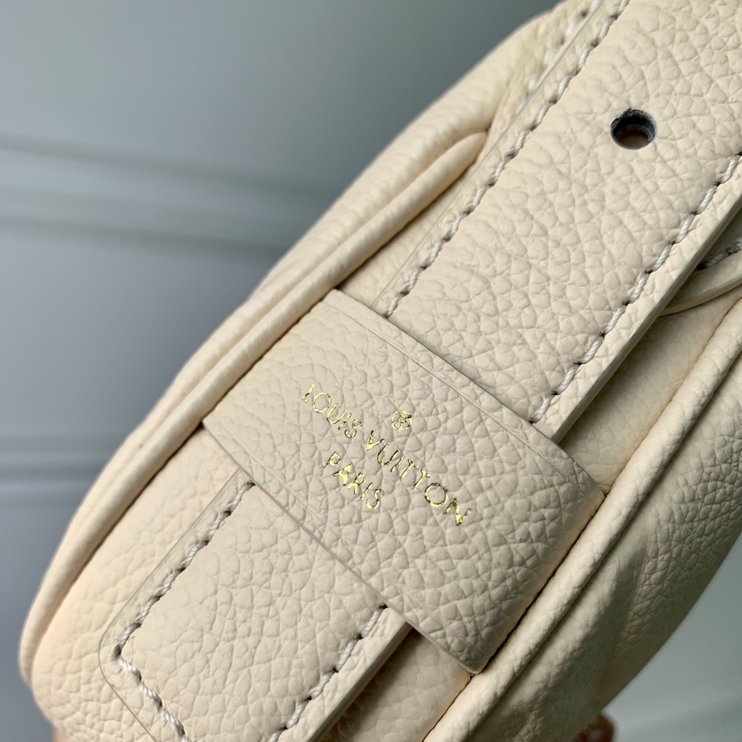 Louis Vuitton Mini Moon Bag M46692-20.5 x 11 x 5CM Louis Vuitton Mini Moon Bag M46692-20.5 x 11 x 5CM