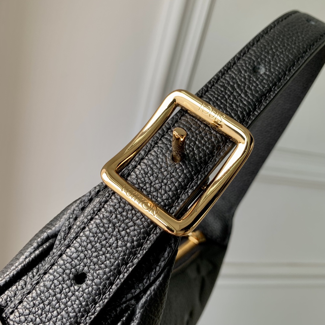 Louis Vuitton Mini Moon Bag M46692-20.5 x 11 x 5CM Louis Vuitton Mini Moon Bag M46692-20.5 x 11 x 5CM