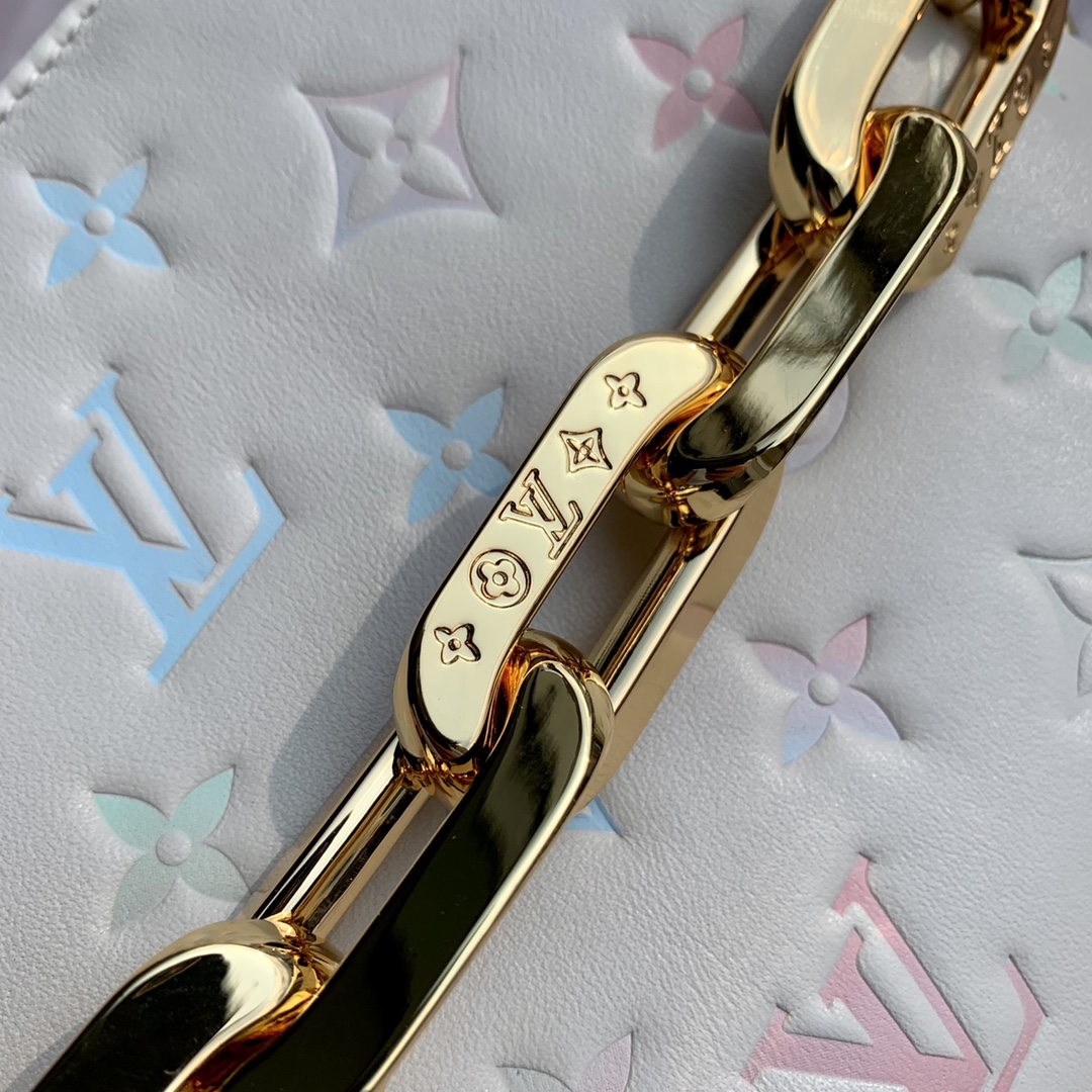 Louis Vuitton Coussin BB Bag-21*16*7 CM