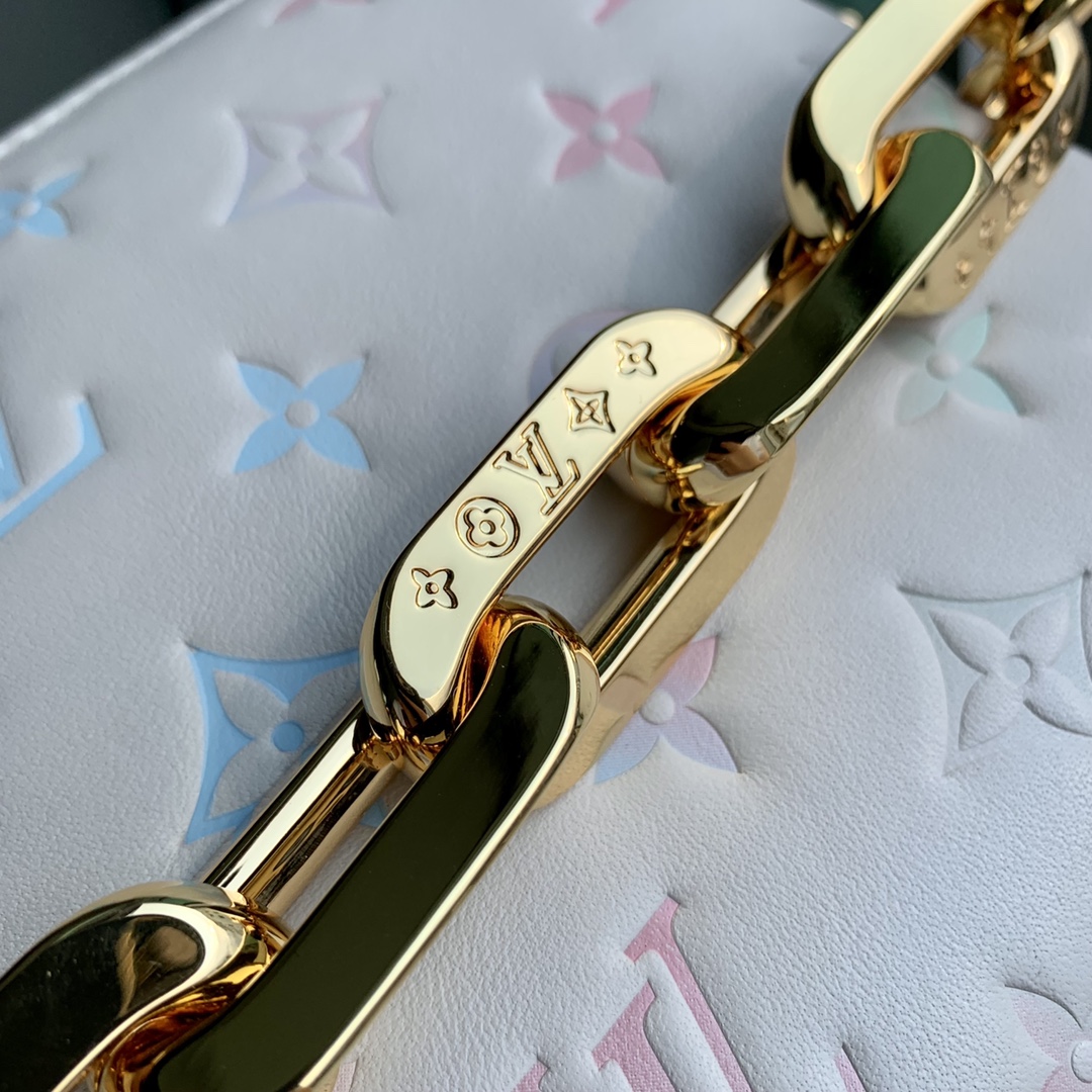 Louis Vuitton Coussin BB Bag-21*16*7 CM