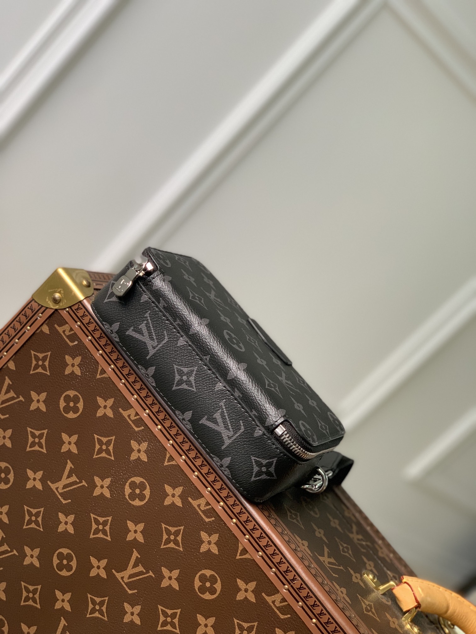 Louis Vuitton Alpha Wearable Bag-M22481-18.5 x 11.0 x 6.5CM