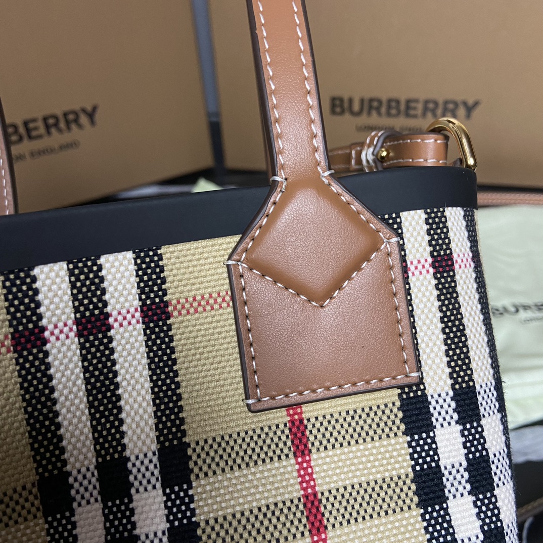 Burberry Bucket Bag-13*8.5*19.5CM