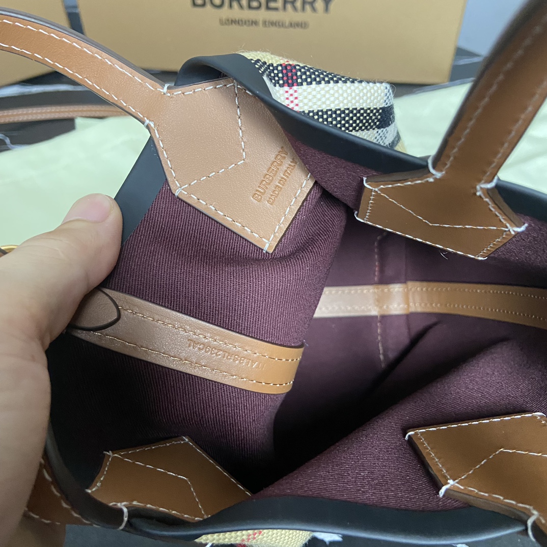 Burberry Bucket Bag-13*8.5*19.5CM