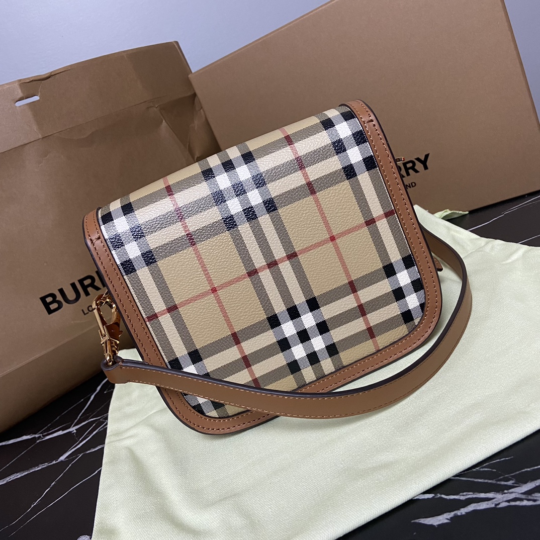 Burberry Crossbody Bag-19 x 6 x 16CM