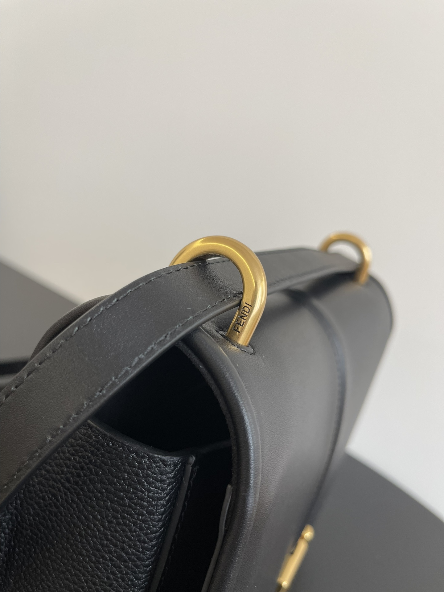 Fendi C’mon -25x7x20CM