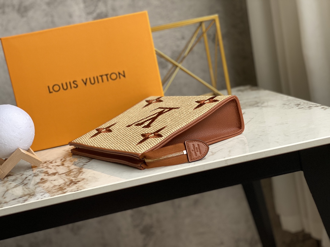 Louis Vuitton Pouch-25x 20 x 5.5CM Louis Vuitton Pouch-25x 20 x 5.5CM