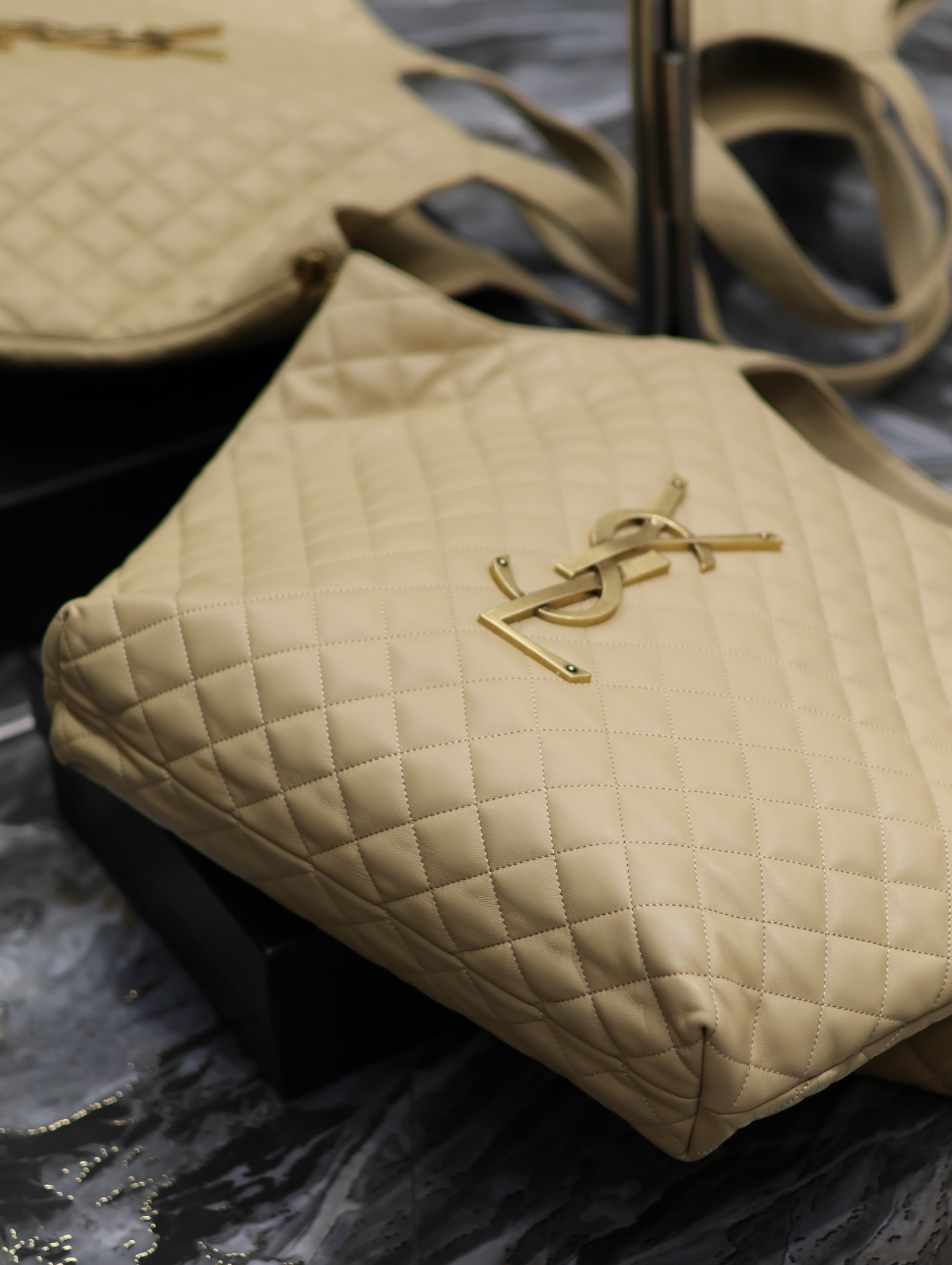 YSL Rive Icare Maxi Bag-38*43*8CM