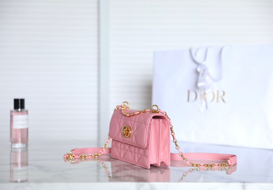Diro Caro Bag- 19 x 13 x 5.5CM