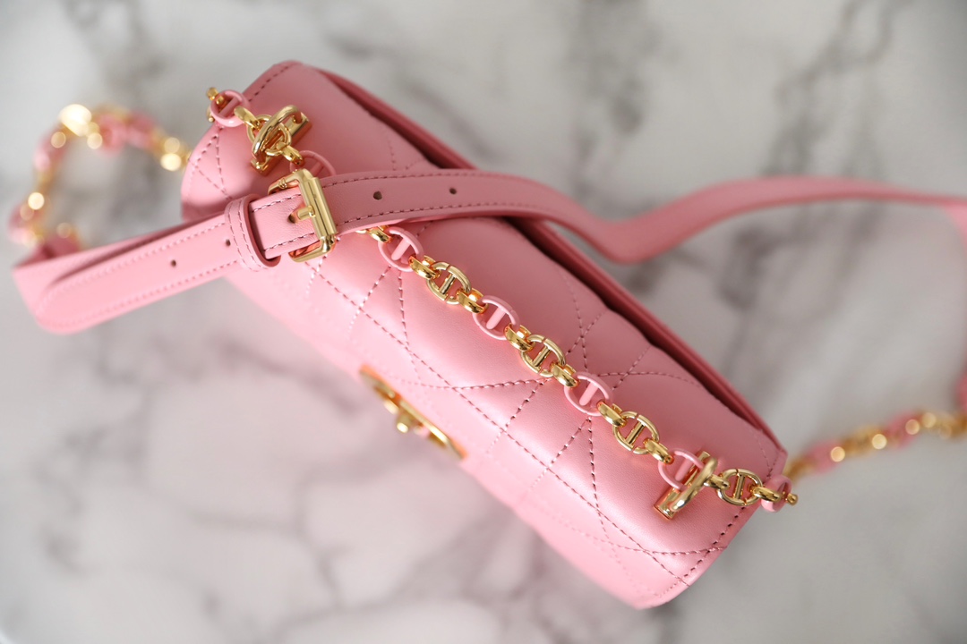 Diro Caro Bag- 19 x 13 x 5.5CM