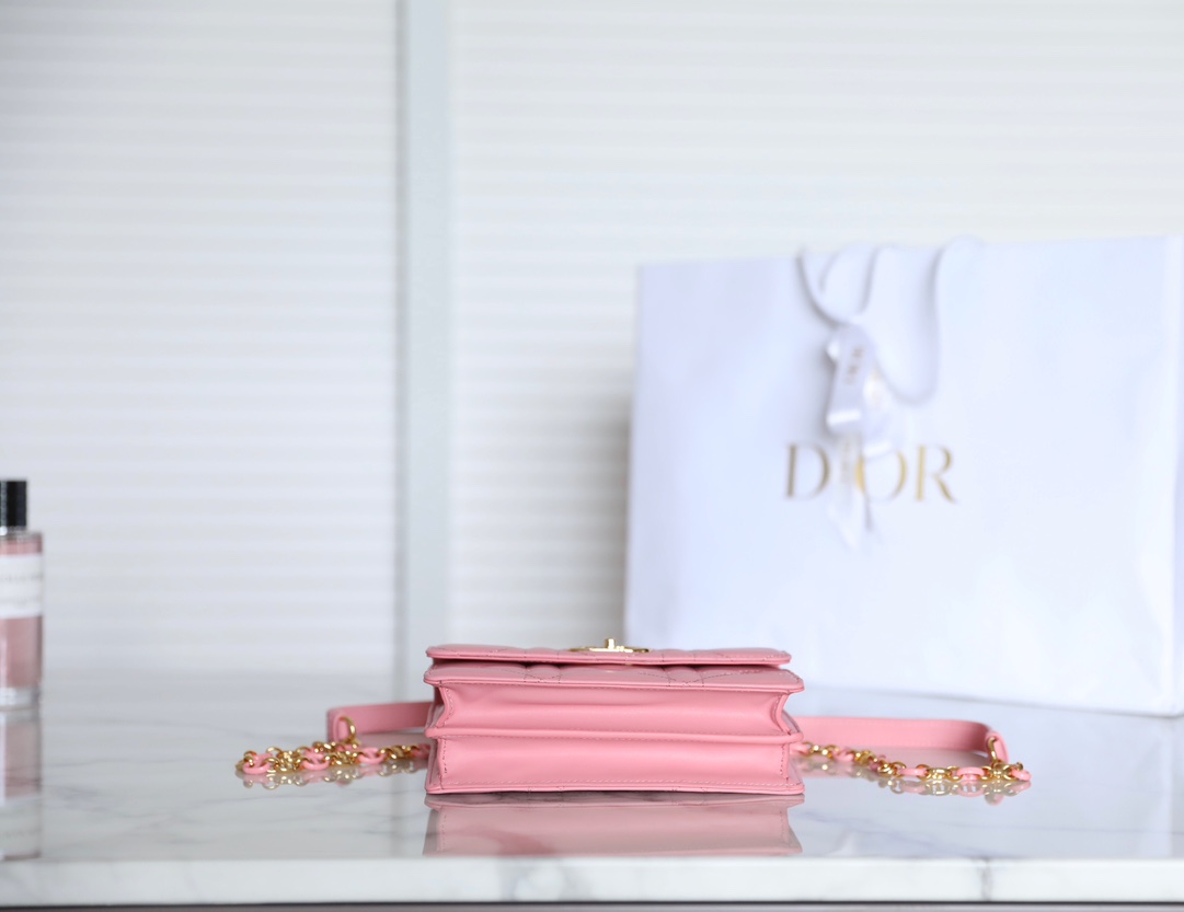 Diro Caro Bag- 19 x 13 x 5.5CM