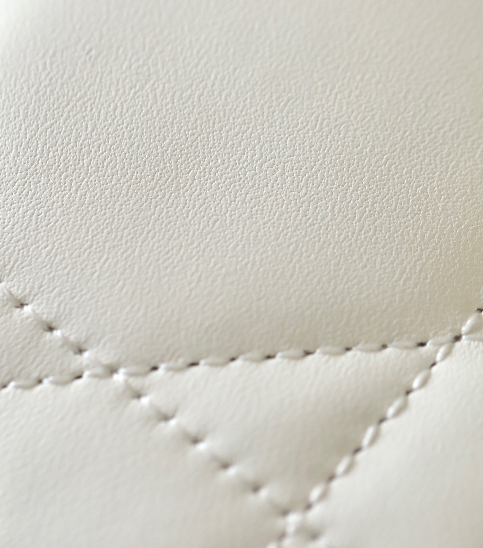 Diro Caro Bag- 19 x 13 x 5.5CM
