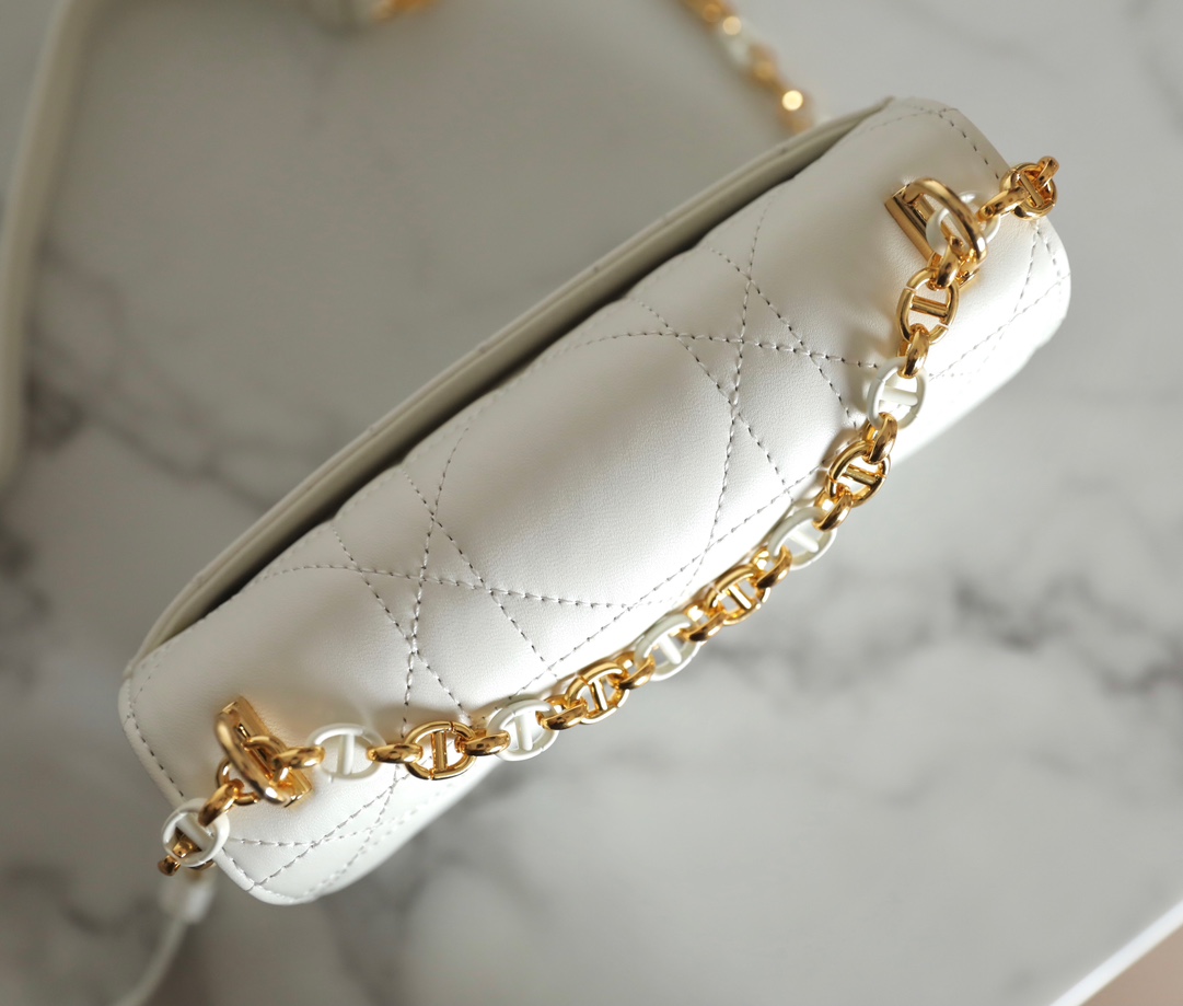 Diro Caro Bag- 19 x 13 x 5.5CM