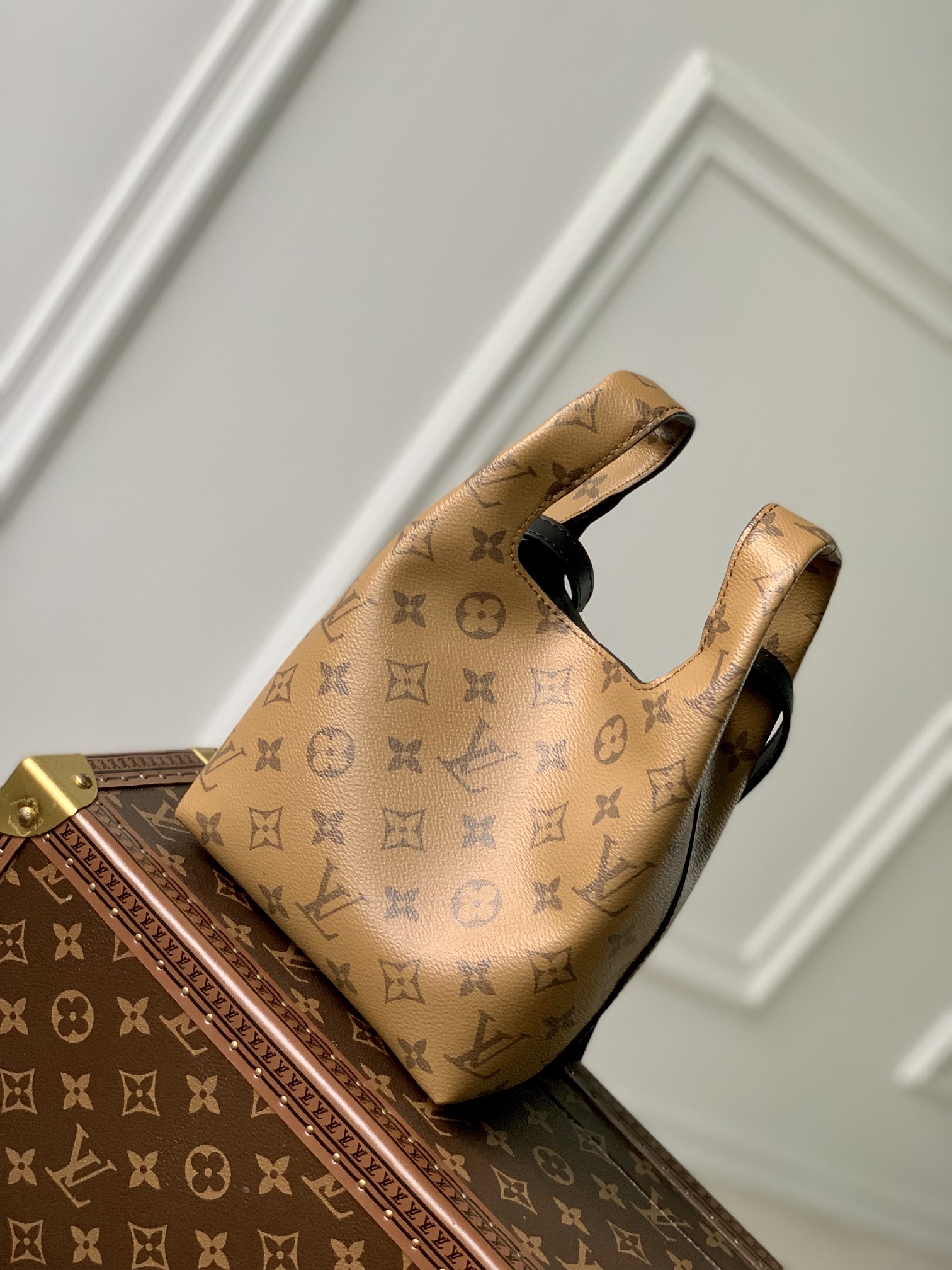 Louis Vuitton ATLANTIS BB Handlebag-17×17 x7CM