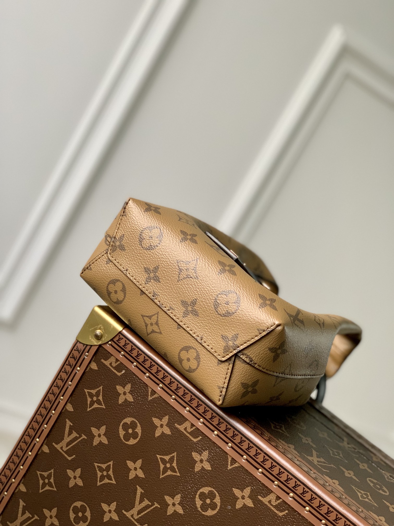 Louis Vuitton ATLANTIS BB Handlebag-17×17 x7CM