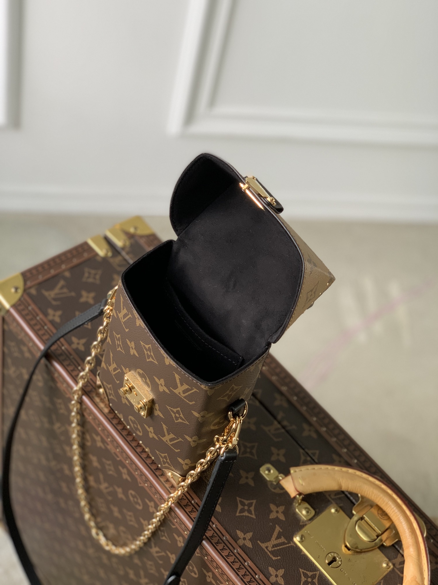 Louis Vuitton Camera Box-M82465-12.5*17.6*6CM