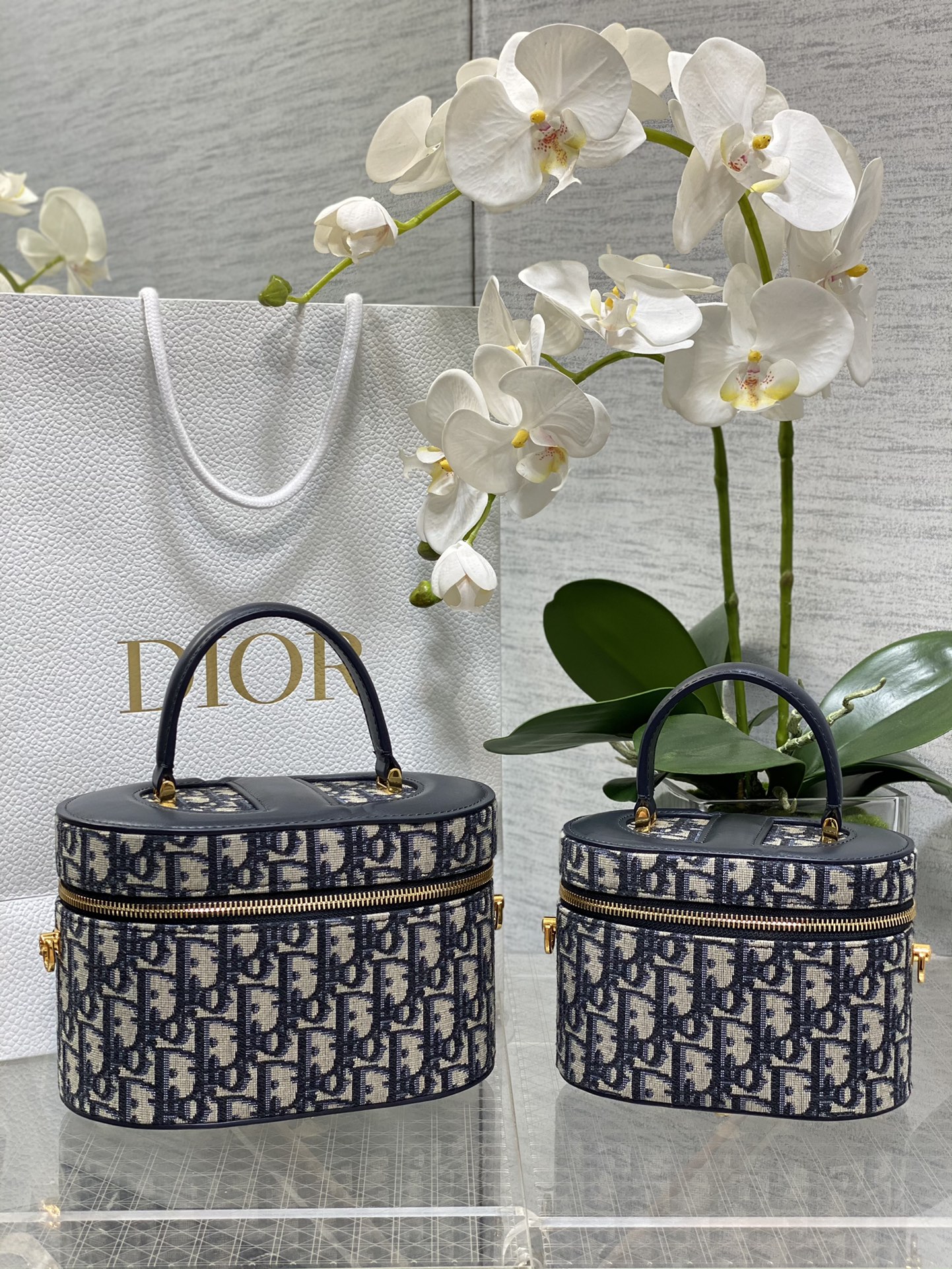 Diro Signature Vanity Bag-24*14*18CM